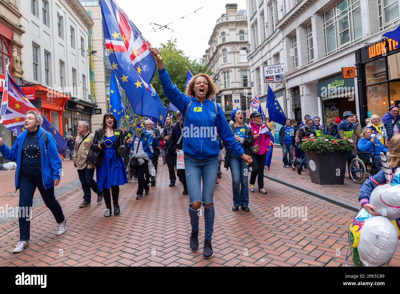 La protesta di Bin Brexit a Brum si è tenuta domenica 30 settembre a Victoria Square, Birmingham, durante la conferenza dei conservatori del 2018. Foto Stock