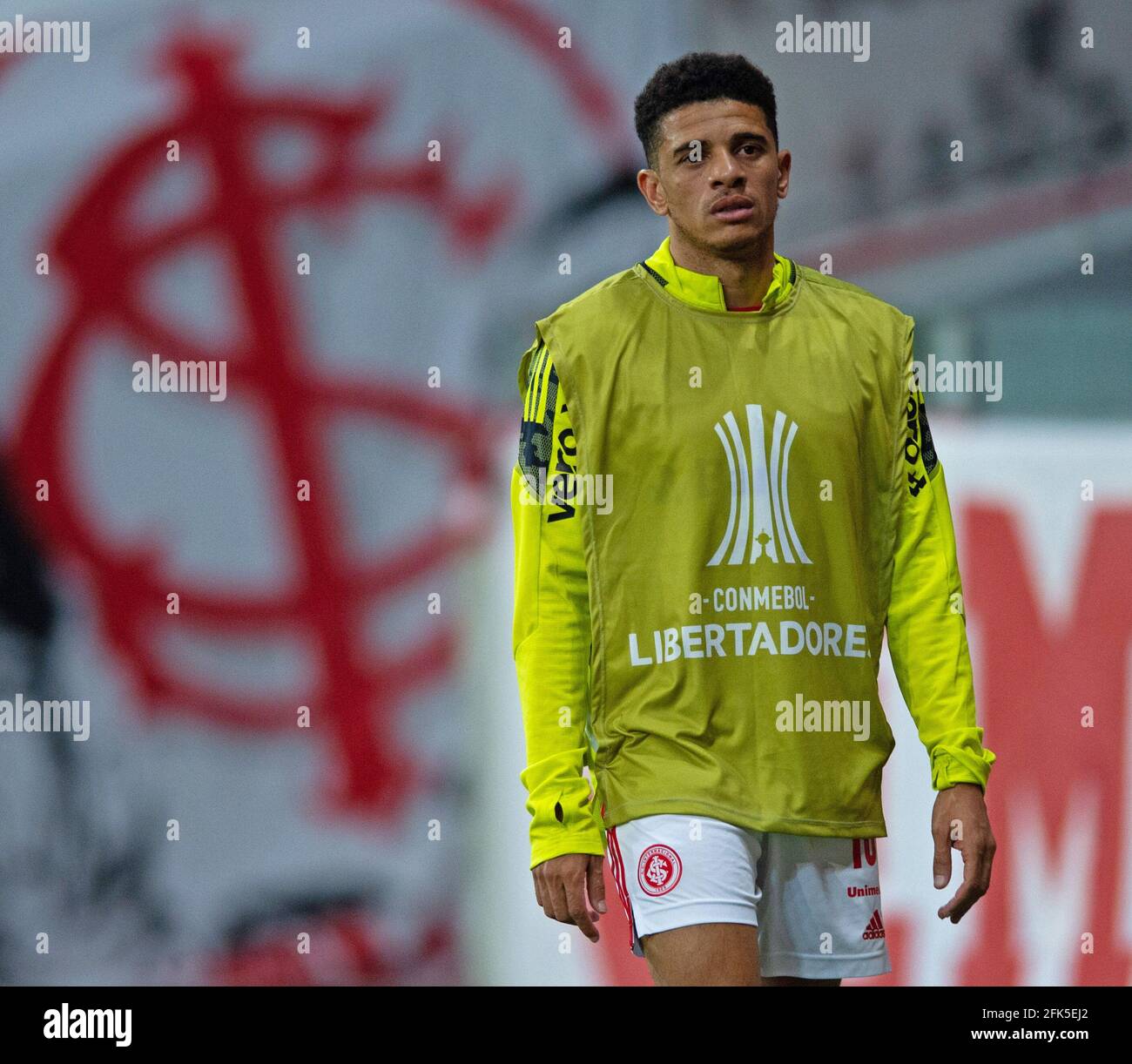 27 aprile 2021; Estadio Beira Rio, Porto Alegre, Brasile; Copa Libertadores, Internacional contro Deportivo Tachira; Taison di Internacional Foto Stock