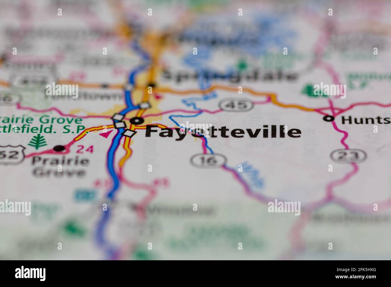 Fayetteville Arkansas USA mostrato su una mappa geografica o su una strada mappa Foto Stock