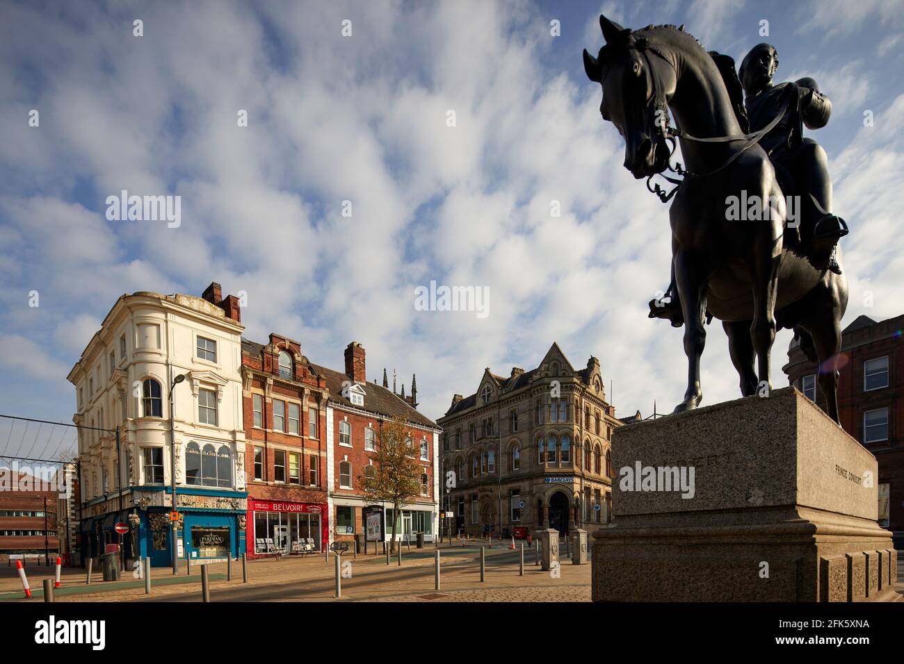 Wolverhampton, nella West Midlands Statua del Principe Alberto, Queen Square 1866. Di T. Thorneycroft Foto Stock
