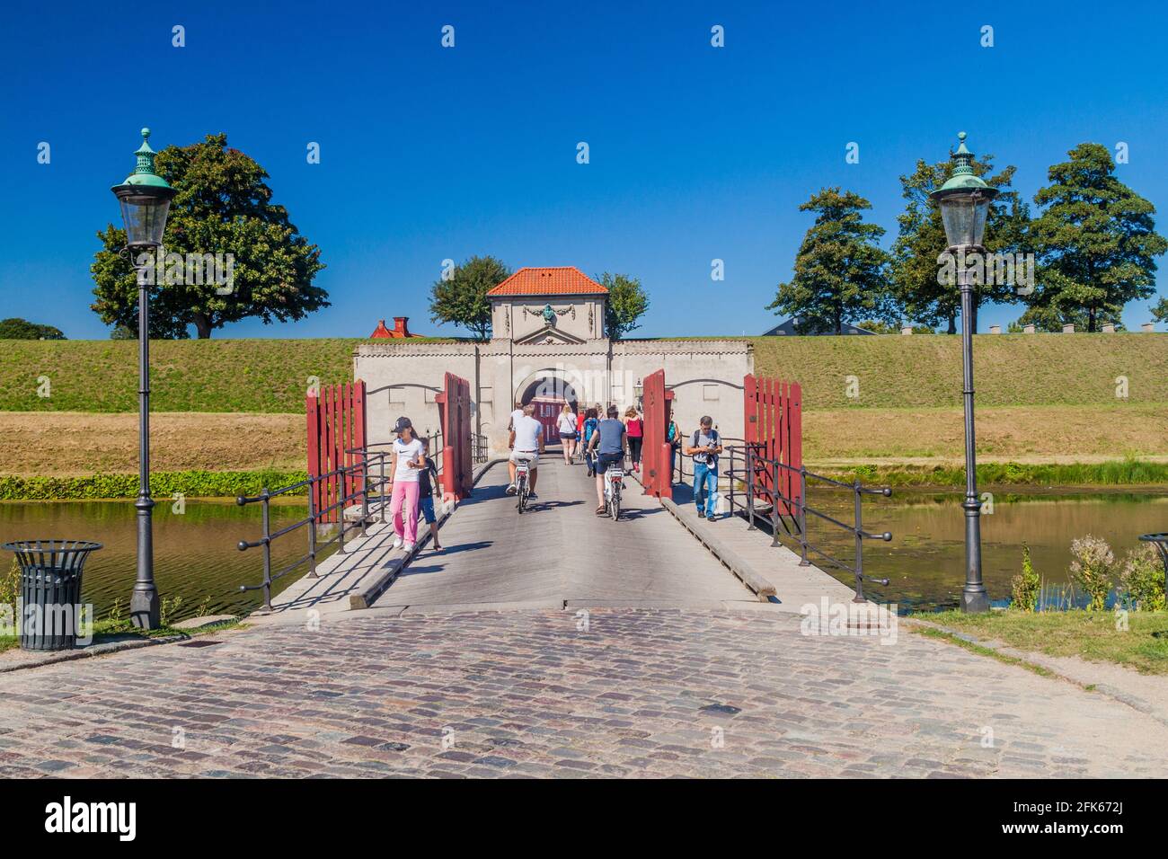COPENAGHEN, DANIMARCA - 26 AGOSTO 2016: Porta del re della Cittadella di Kastelelt a Copenhagen, Danimarca Foto Stock