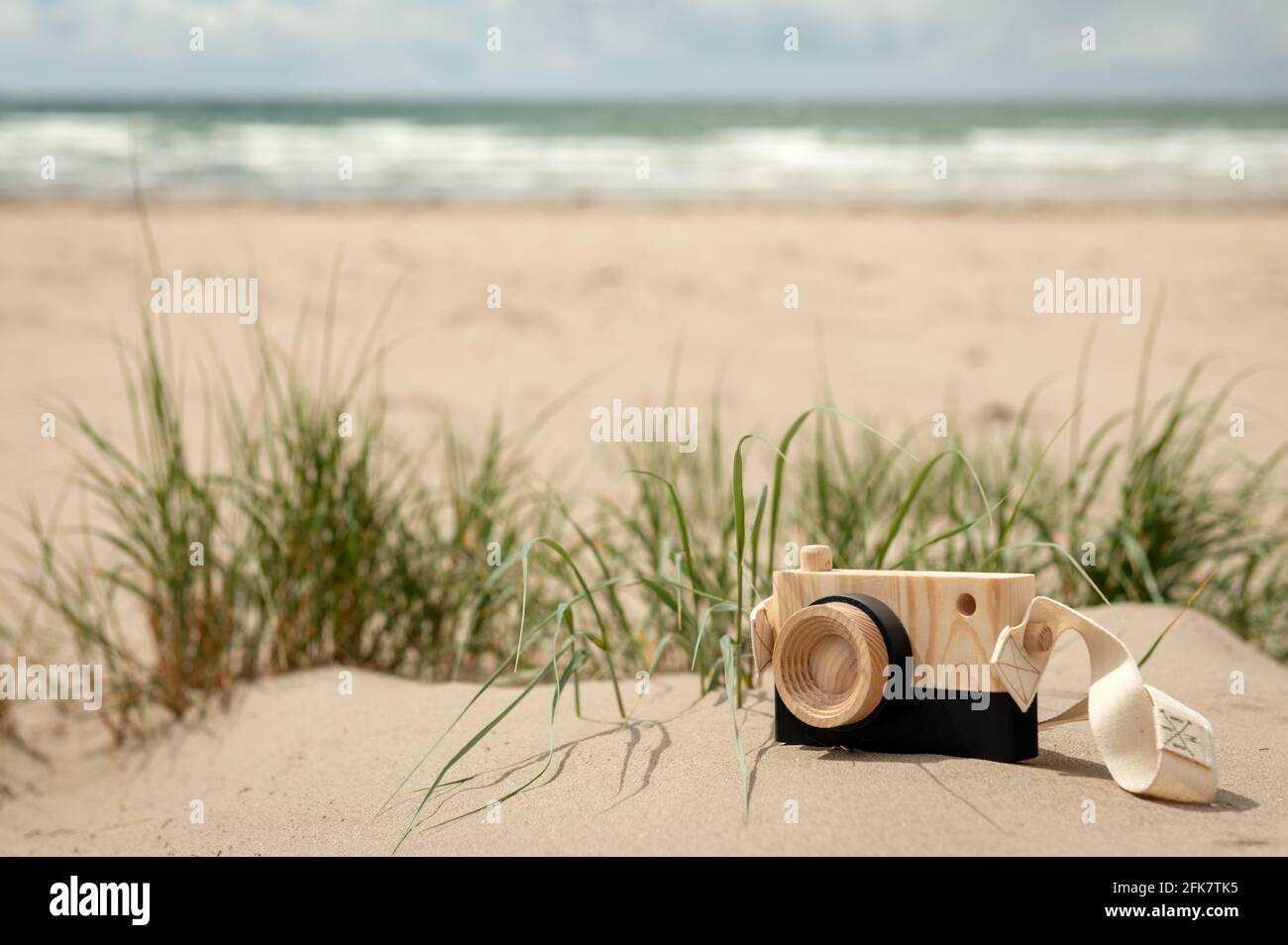 Macchine fotografiche giocattolo di plastica immagini e fotografie stock ad  alta risoluzione - Alamy