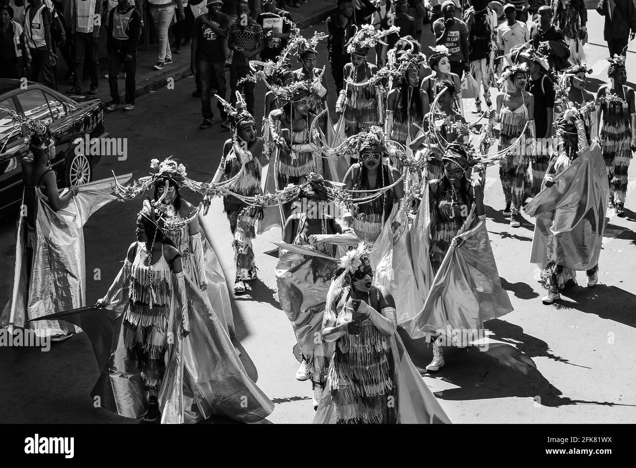 PRETORIA, SUDAFRICA - 13 marzo 2021: Pretoria, Sudafrica - 24 2016 settembre: Galleggianti e costumi di fantasia al Carnevale di Gauteng a Pretoria Foto Stock