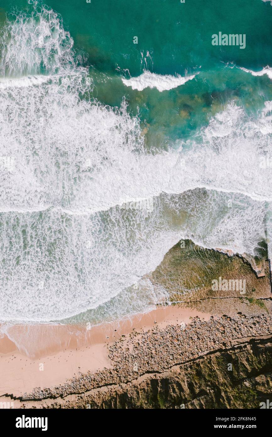 Ericeira punto di vista dell'oceano in Portogallo - pastello colorato Fotografia di viaggio Europa Foto Stock