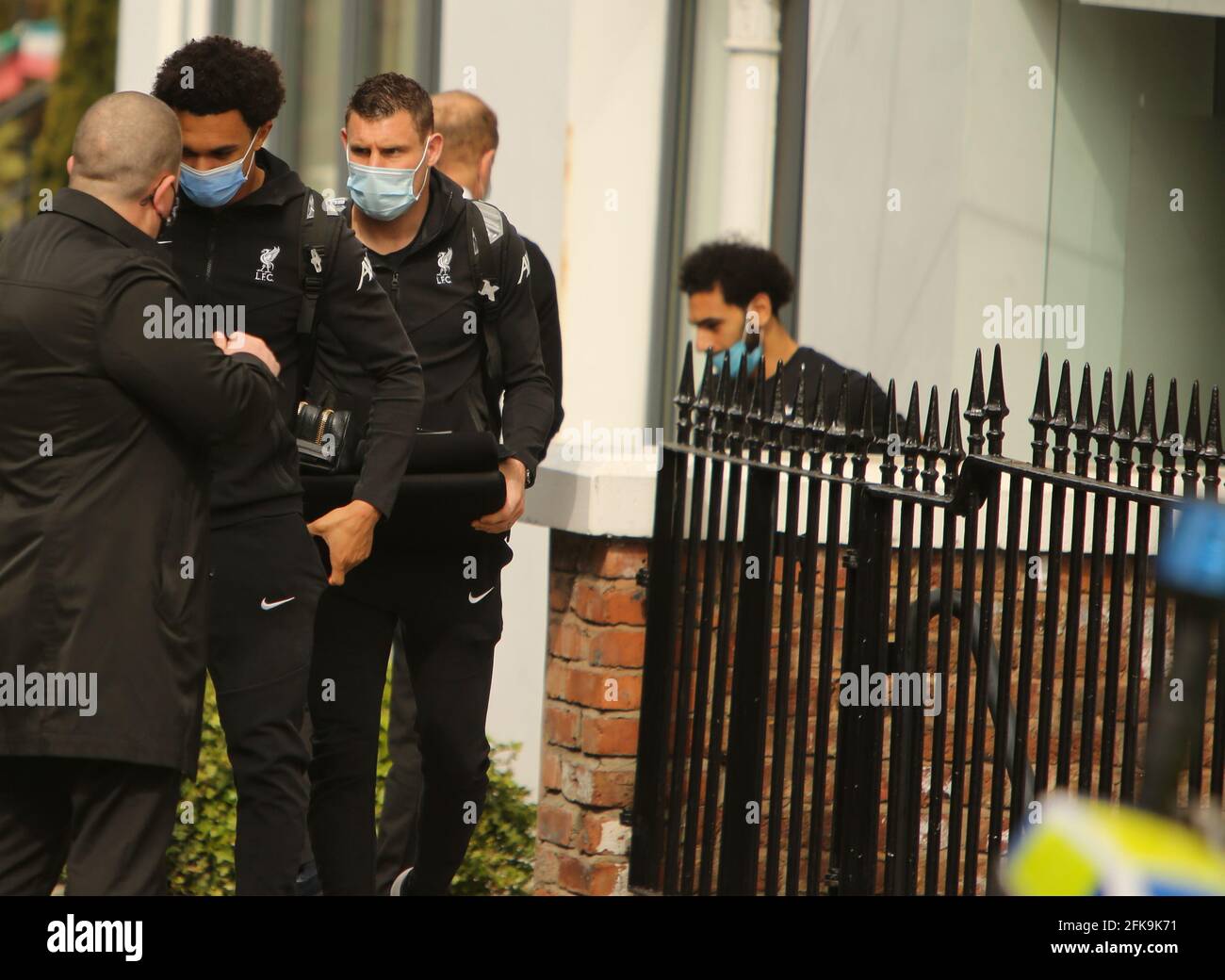 LFC protesta contro i giocatori di anfield e lfc che lasciano il loro hotel Foto Stock