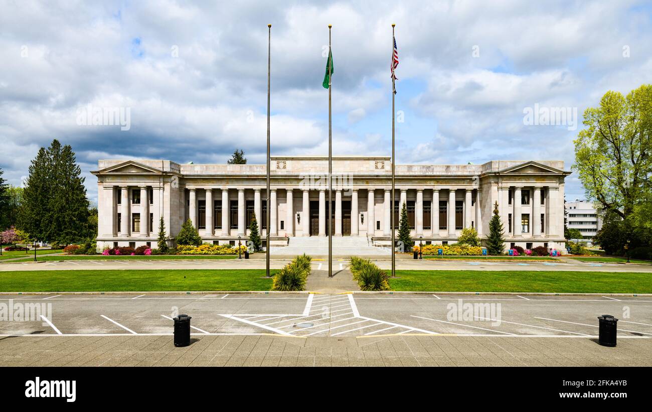 Olympia, WA, USA - 27 aprile 2021; il Tempio della Giustizia di Olympia, Stato di Washington. L'edificio neoclassico ospita la Corte Suprema di Stato Foto Stock