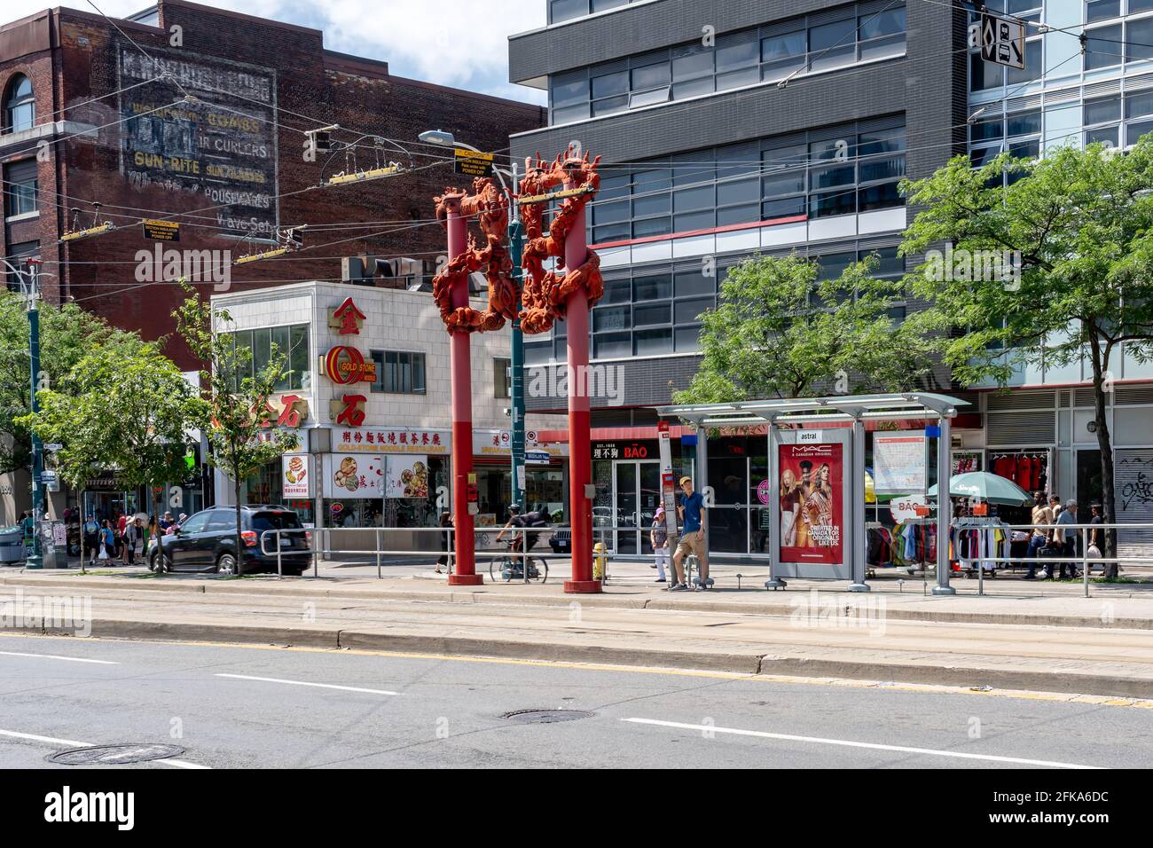 Toronto, Canada - 31 luglio 2019: Street view of main Chinatown in Toronto, Canada. Foto Stock