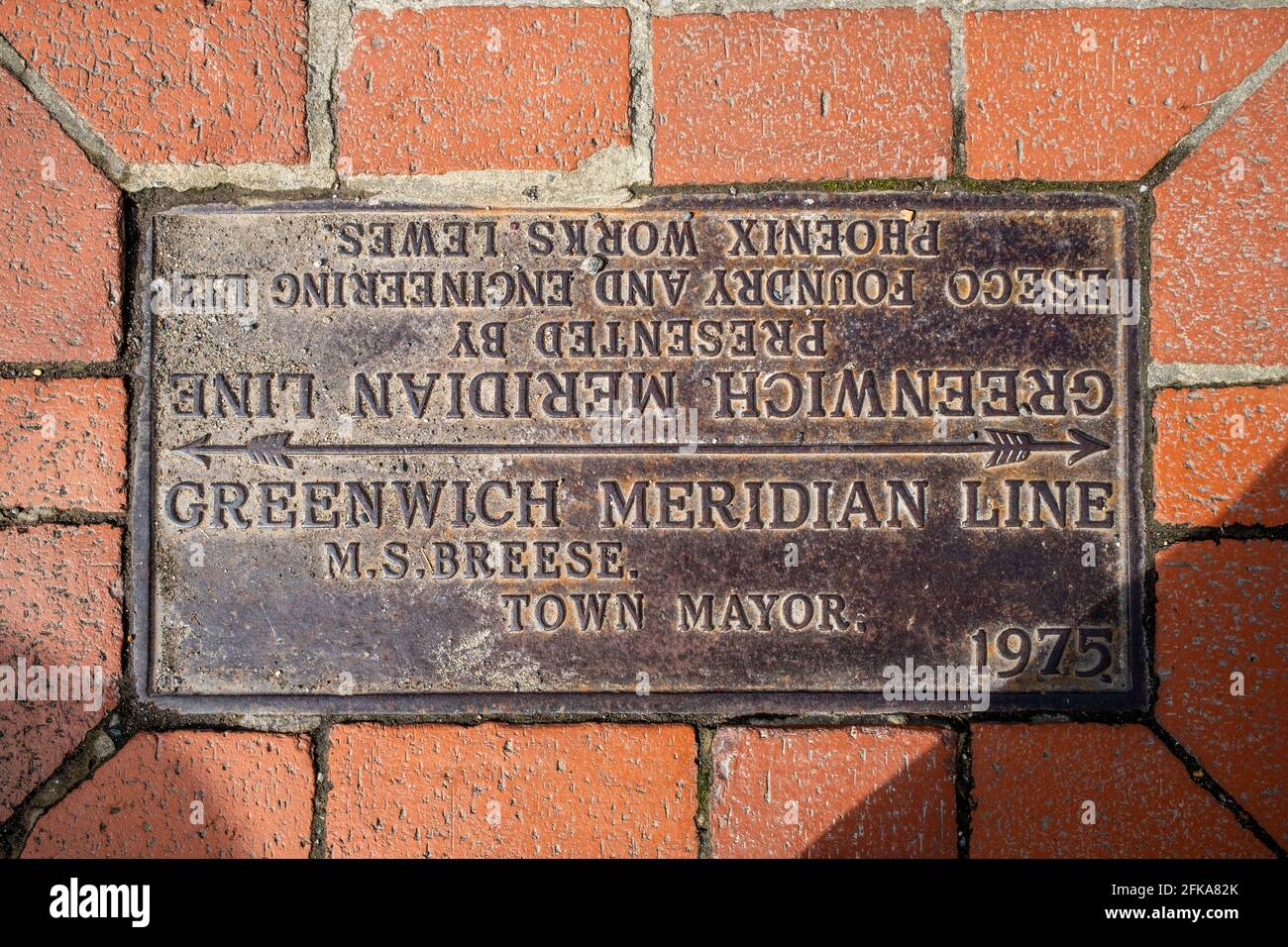 The Greenwich Meridian Line Marker, Lewes, East Sussen, Regno Unito Foto Stock