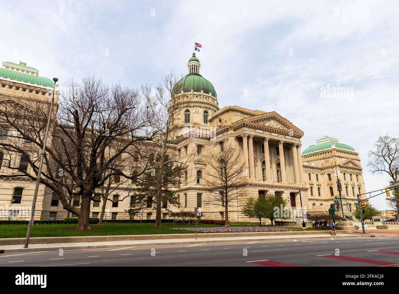 Indianapolis, IN - 4 aprile 2021: Edificio del Campidoglio dello stato dell'Indiana a Indianapolis, IN Foto Stock