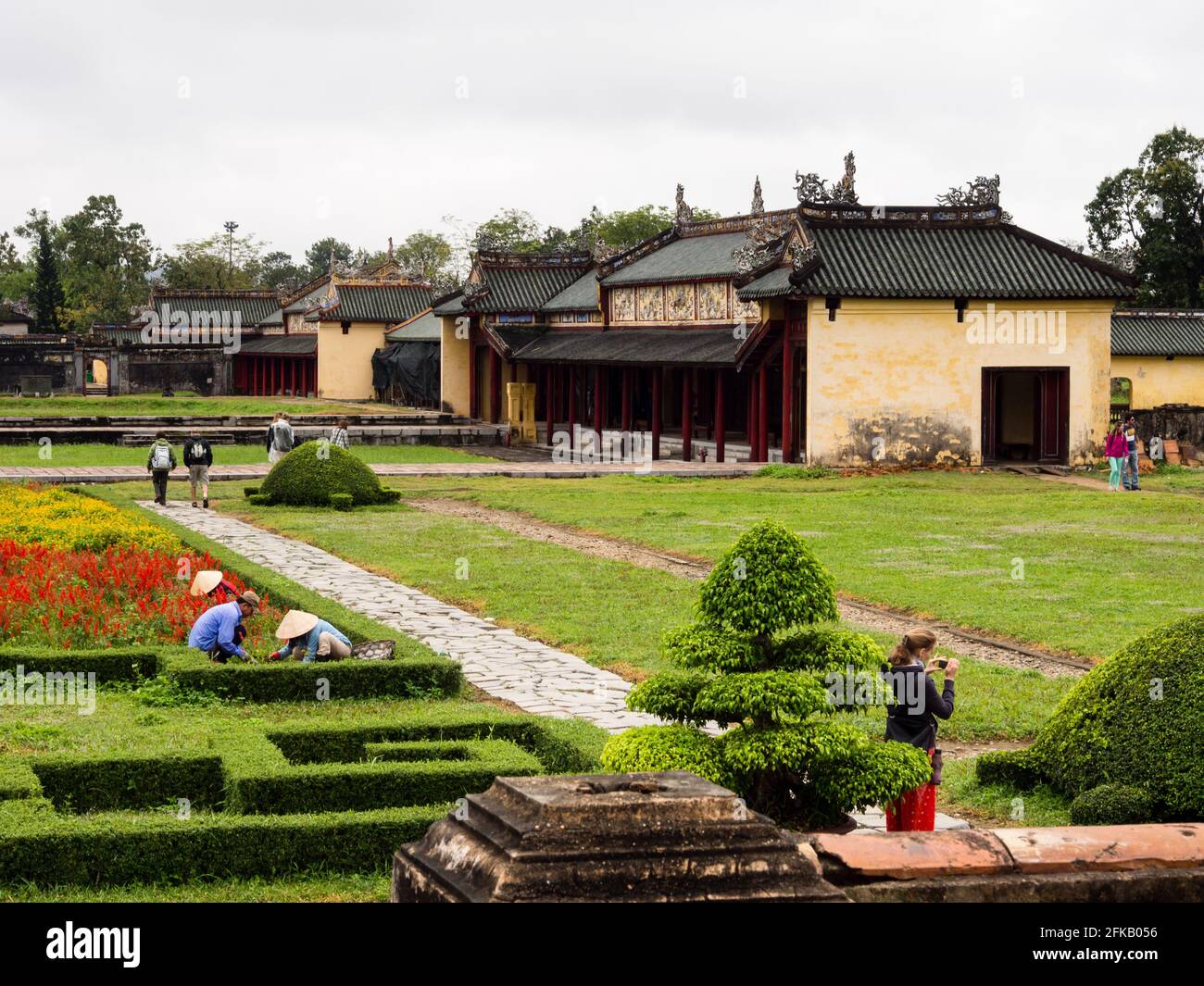 Hue, Vietnam - 11 marzo 2016: Sui terreni della Città Imperiale di Hue, l'ex residenza dei governanti del Vietnam e patrimonio dell'umanità dell'UNESCO Foto Stock