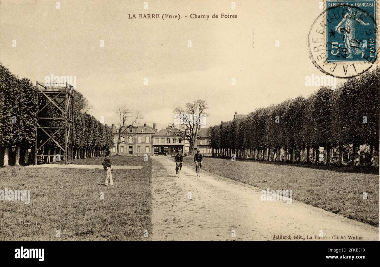 LE CHAMP DE FOIRES DE LA BARRE-EN-OUCHE 27-EURE Regione: Normandia (ex Haute-Normandie) inizio del 20 ° secolo cartolina d'epoca Foto Stock