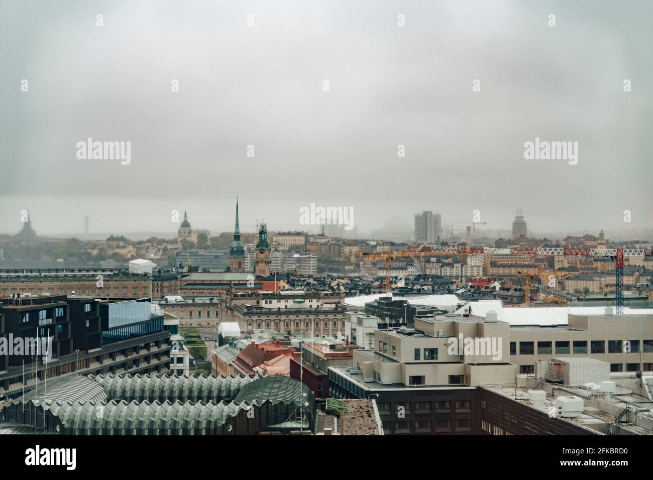 Elevato angolo di visione della città contro sky Foto Stock