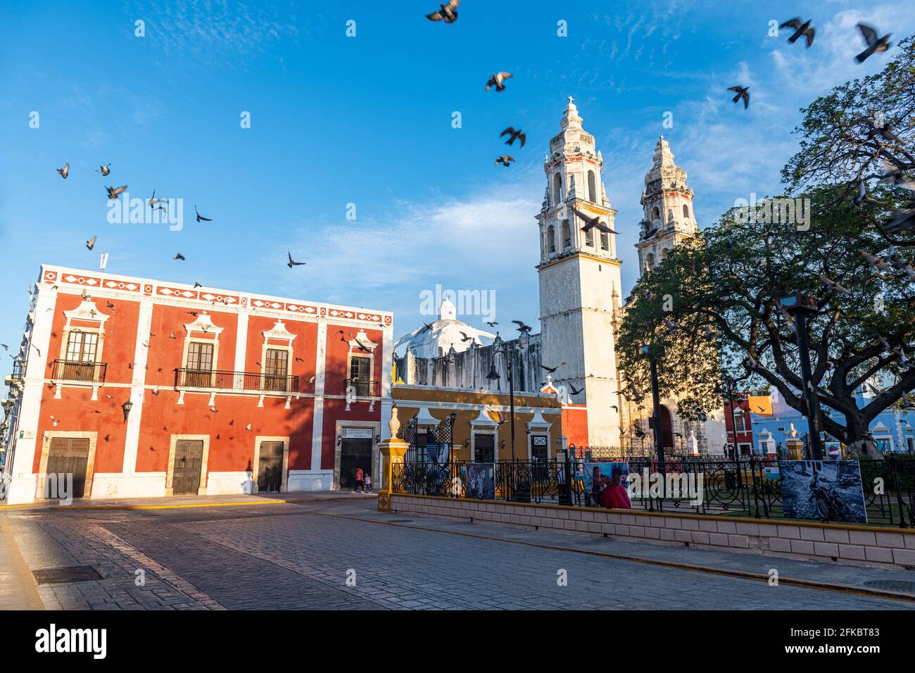 La Cattedrale di nostra Signora dell'Immacolata Concezione, la storica città fortificata di Campeche, patrimonio dell'umanità dell'UNESCO, Campeche, Messico, Nord America Foto Stock