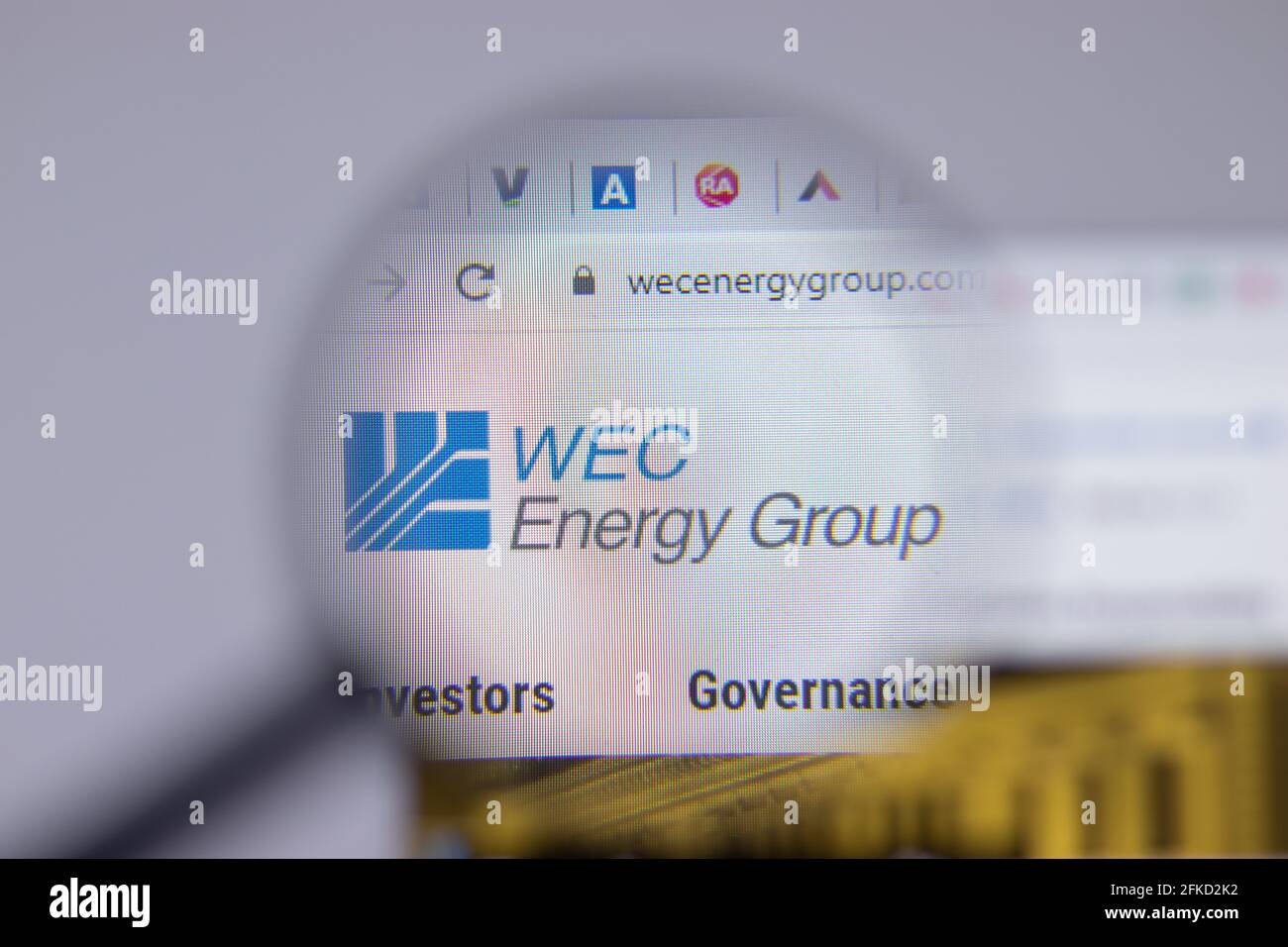 New York, USA - 26 Aprile 2021: Primo piano del logo della società del Gruppo WEC Energy sulla pagina del sito, Editoriale illustrativo Foto Stock