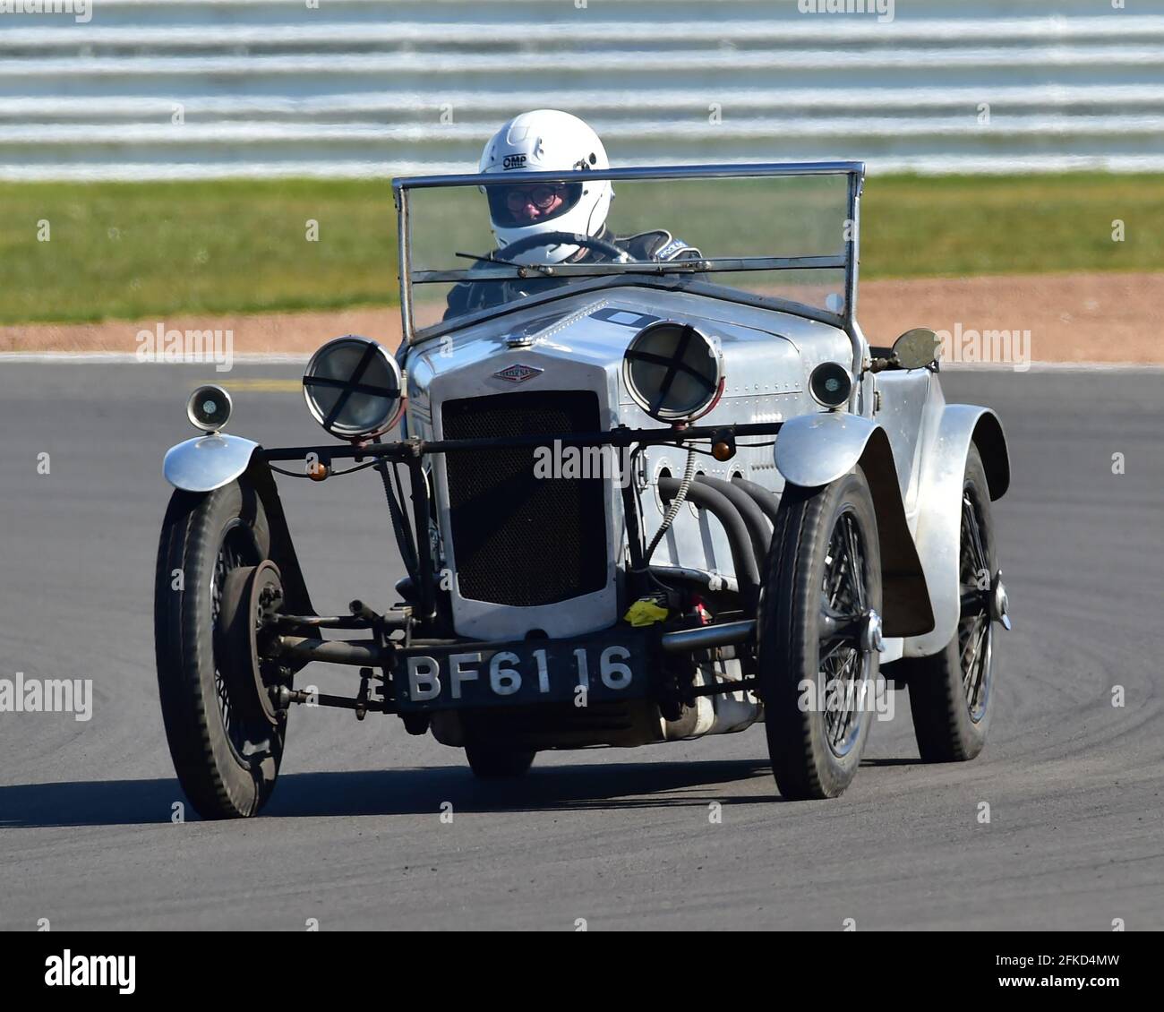 Andy Cawley, Frazer Nash Super Sports, Fox and Nicholl Trophy Race, GP Itala Trophy Race Meeting, Silverstone, Northamptonshire, Inghilterra, 17 aprile 2 Foto Stock