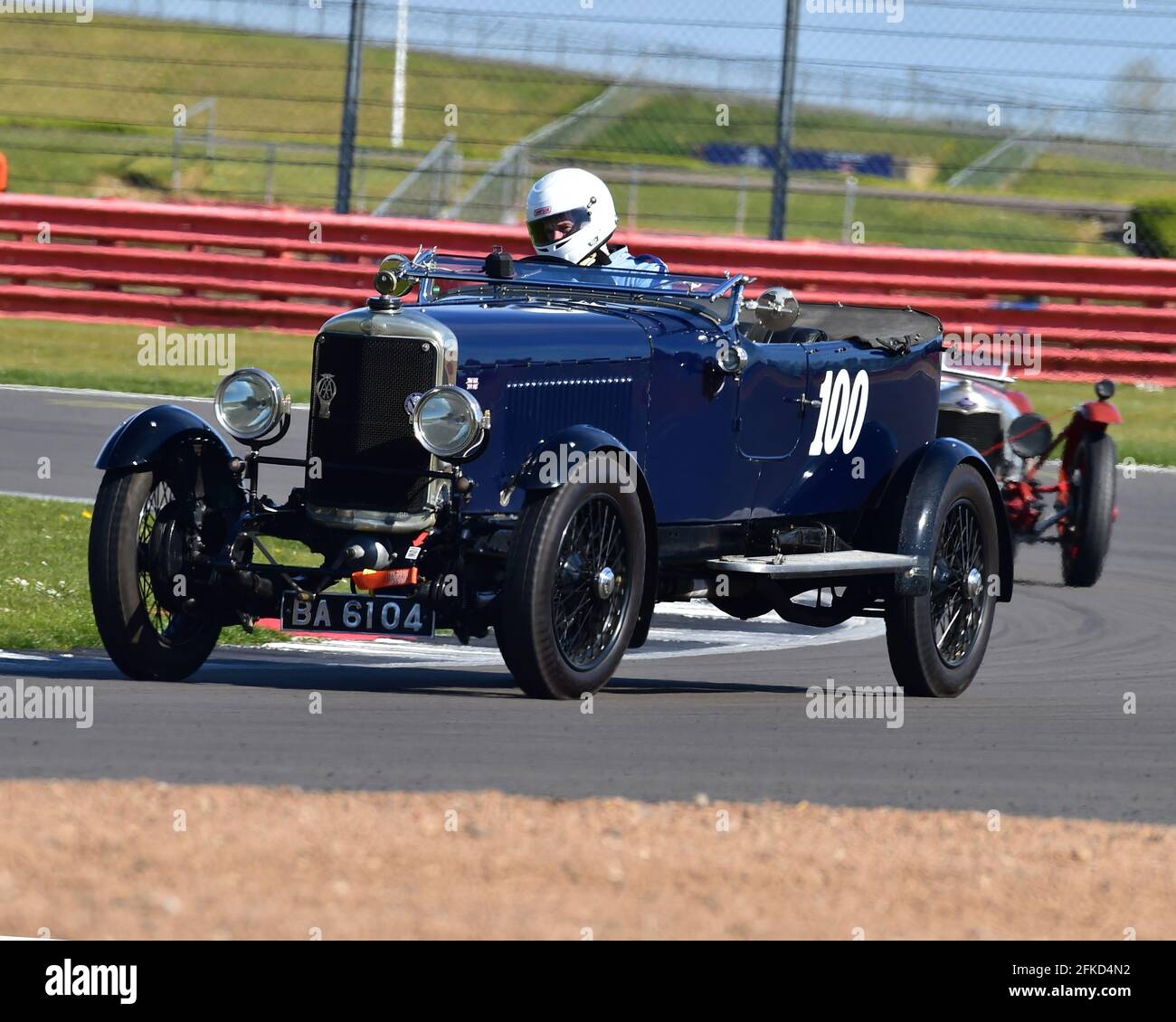 Craig McWilliam, Sunbeam 3 litri, gara del Trofeo Fox e Nicholl, GP Itala Trophy Race Meeting, Silverstone, Northamptonshire, Inghilterra, 17 aprile 2021 Foto Stock