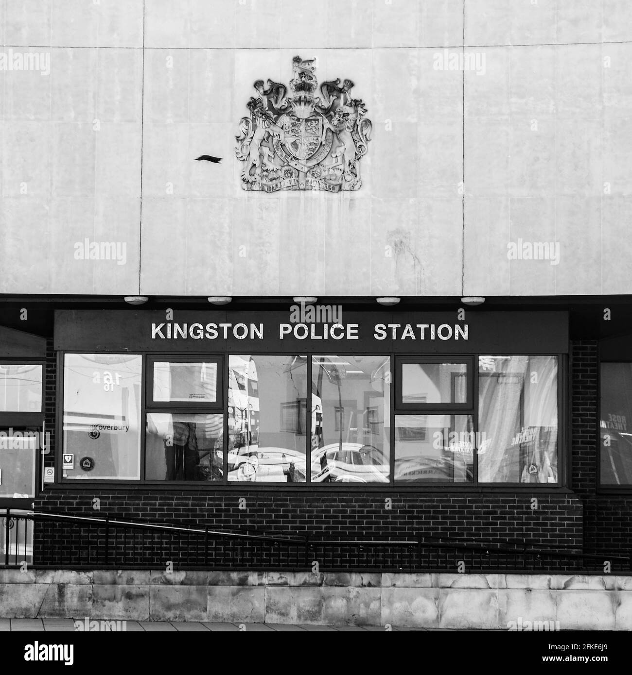Kingston London UK, aprile 2021, Vista esterna della Stazione di polizia di Kingston senza persone Foto Stock