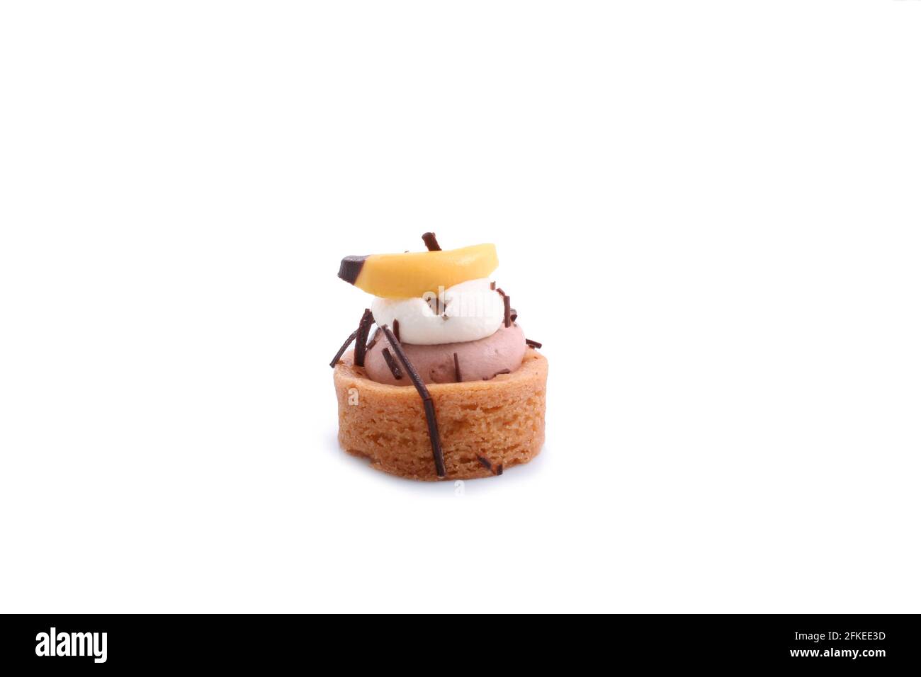 mini torte isolate su sfondo bianco Foto Stock