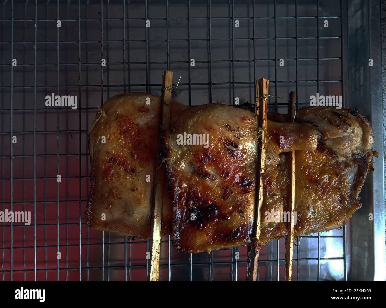 Pollo alla griglia, foto del cibo tailandese che mi piace mangiare molto Foto Stock