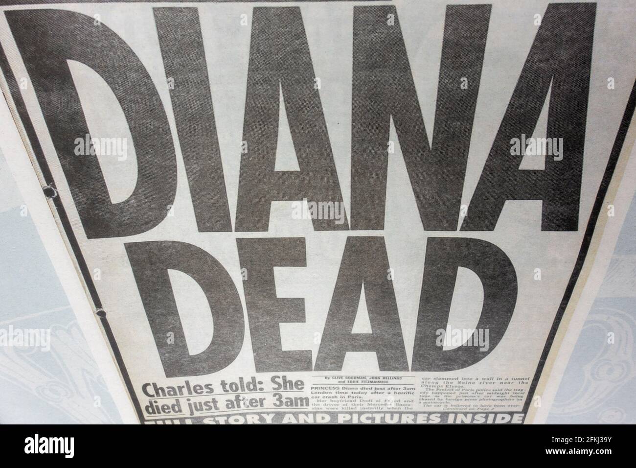 'diana Dead' prima pagina titolo sul giornale News of the World (replica) il 31 agosto 1997. Foto Stock
