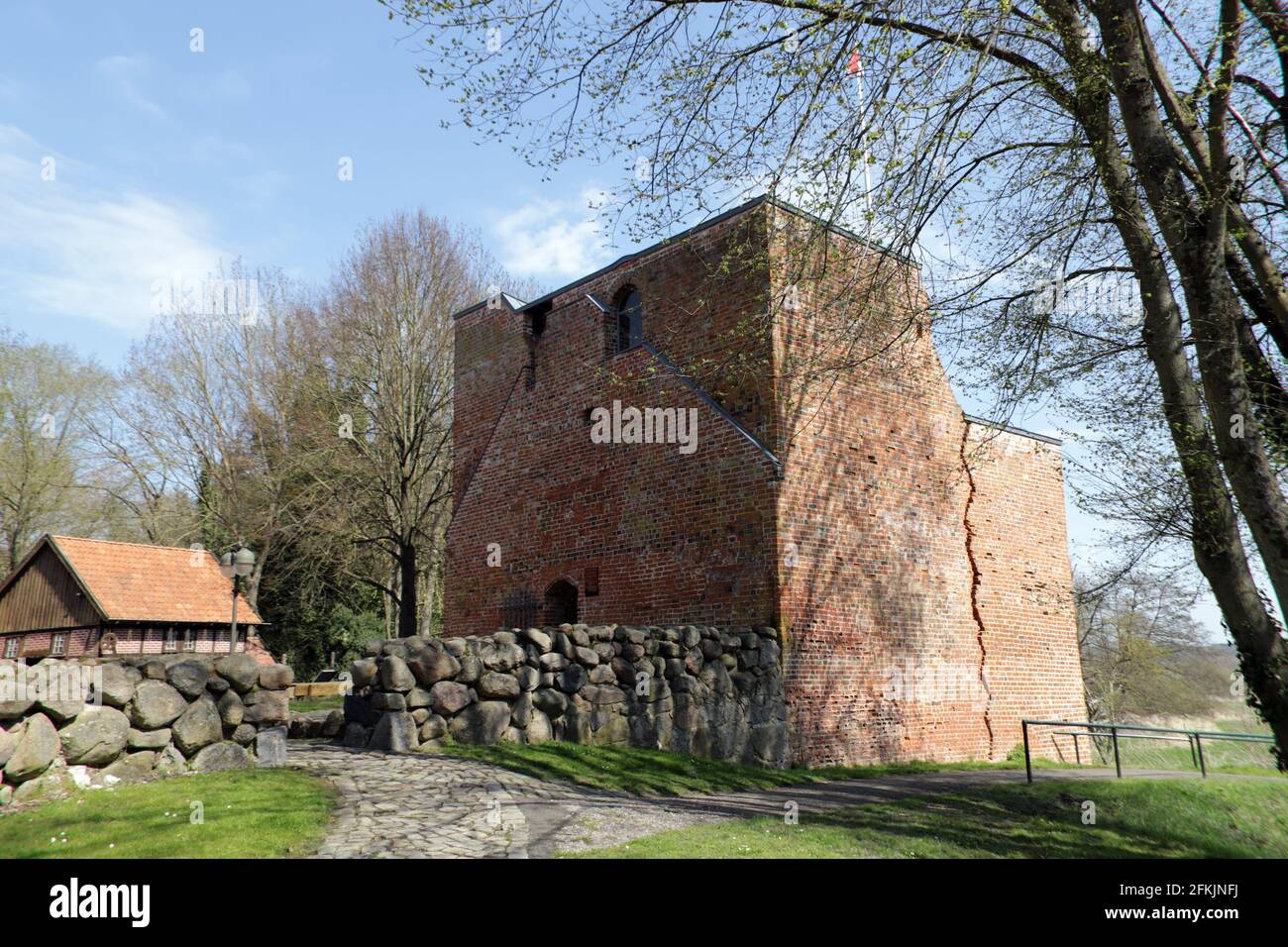 Burgturm von Burg Bodenteich, Bad Bodenteich, Niedersachsen, Deutschland Foto Stock