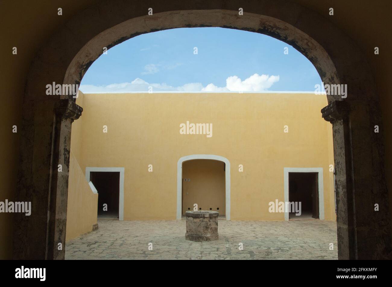 El fuerte de San José el Alto de Campeche, erigido para enfrentar a los ingleses, y que resistió sitios yucatecos y franceses, es una estruttura sin b Foto Stock