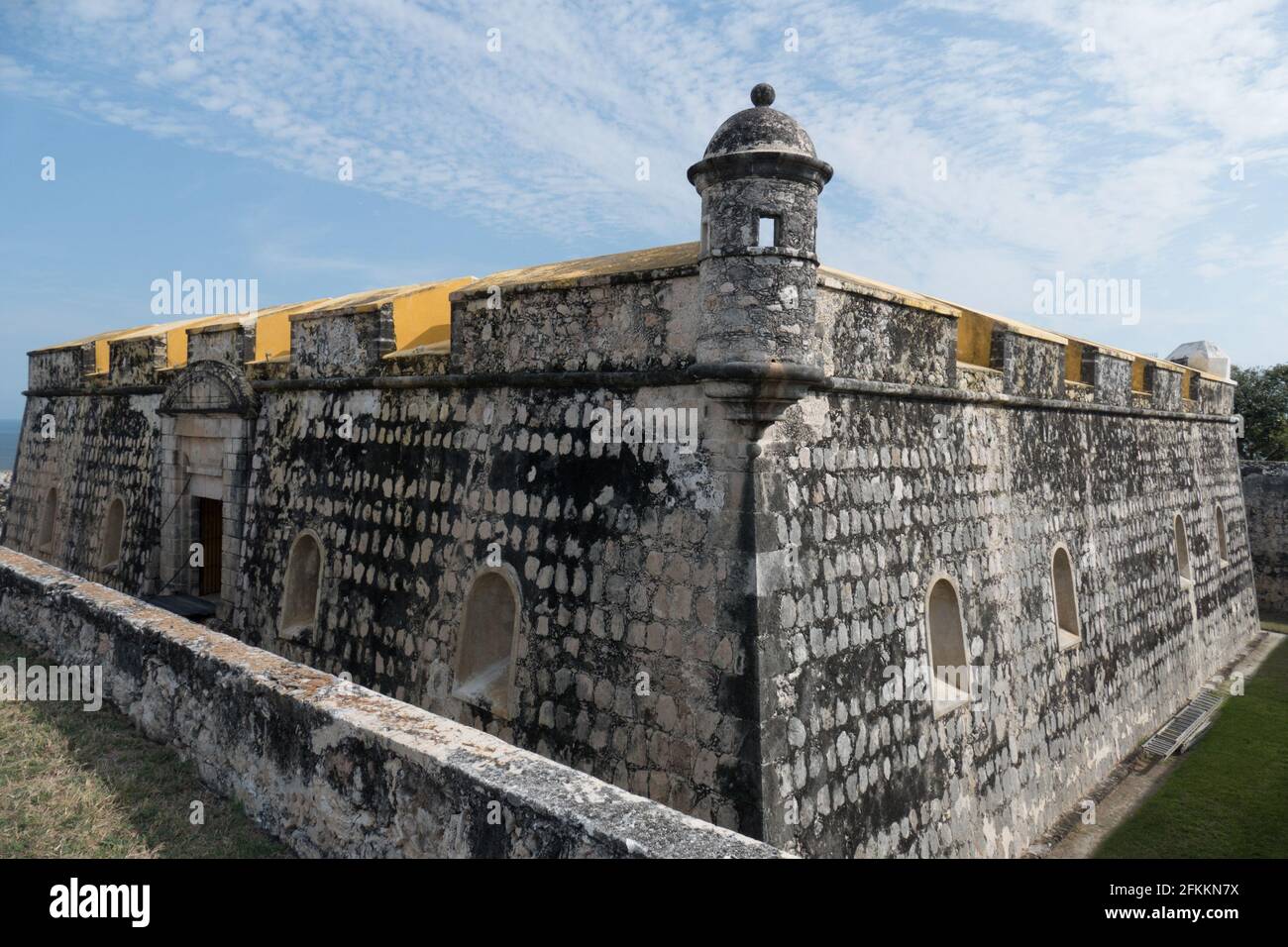 El reducto de San José el Alto fue construido a fines del siglo XVIII, según una inscripción que aún se aparia en su fachada que dice que se concluyó Foto Stock