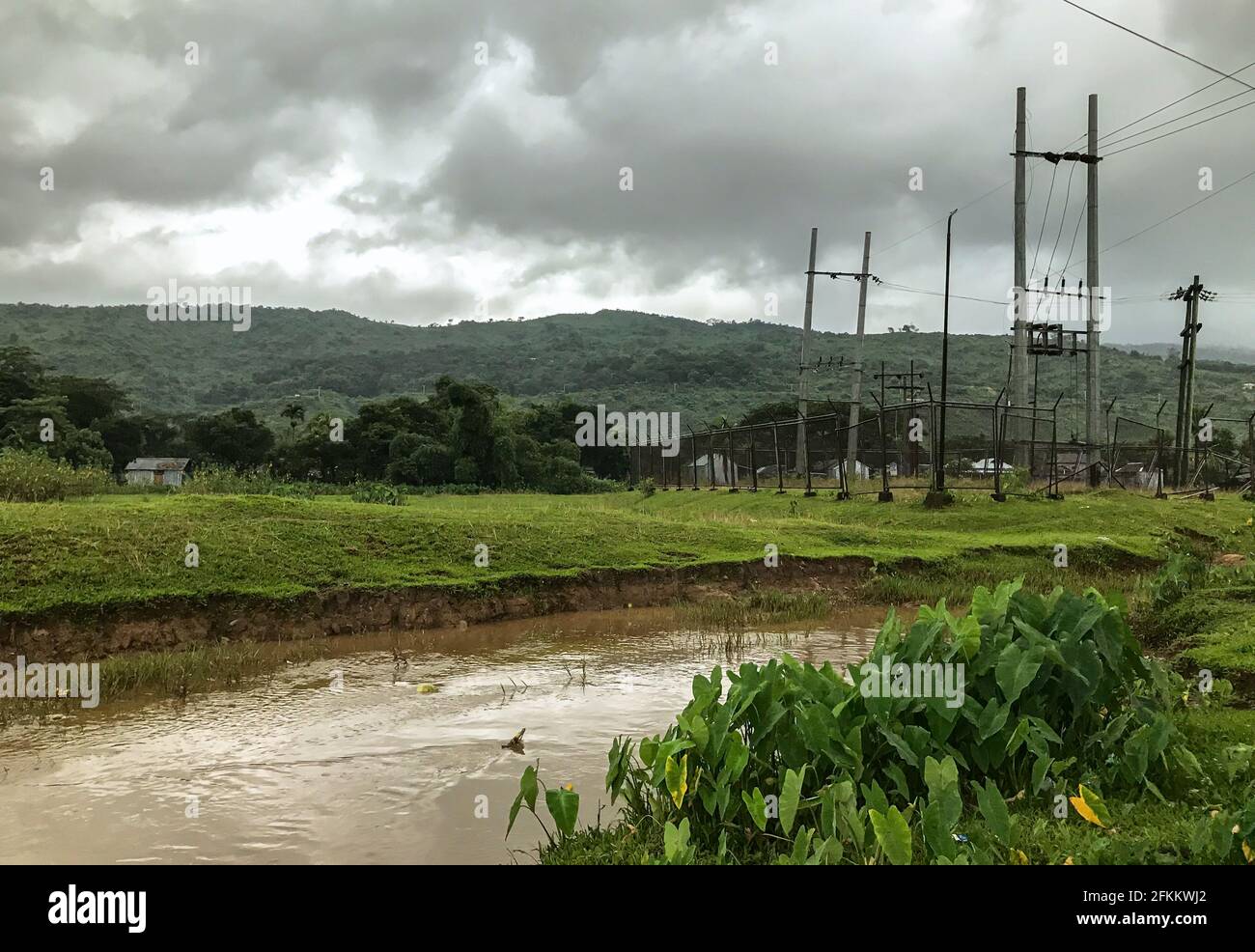 Foto paesaggistica della collina di Tanguar Haor . popolare luogo turistico a Sunamganj , Sylhet ,Bangladesh . Foto Stock