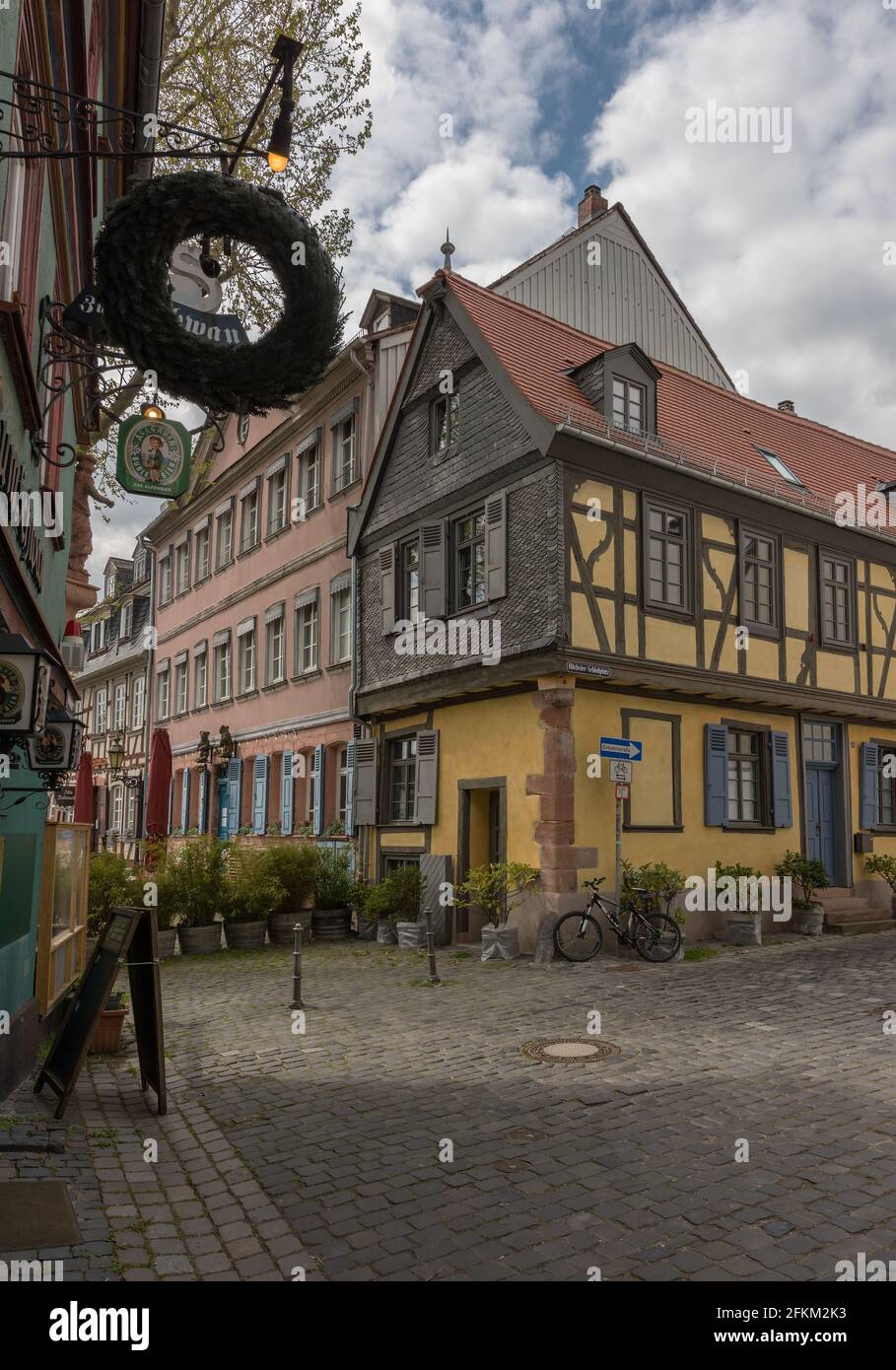 Vecchie case a graticcio nel centro storico di Francoforte Hoechst Foto Stock