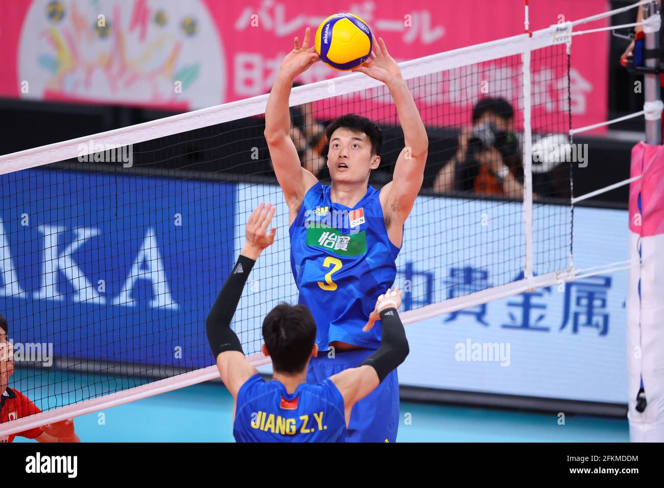 Ariake Arena, Tokyo, Giappone. 2 maggio 2021. Cheng Guo (CHN), 2 MAGGIO 2021 - Pallavolo : Giochi di Pallavolo internazionali -sfida di Tokyo 2021- tra il Giappone 3-1 Cina all'Ariake Arena, Tokyo, Giappone. Credit: YUTAKA/AFLO SPORT/Alamy Live News Foto Stock