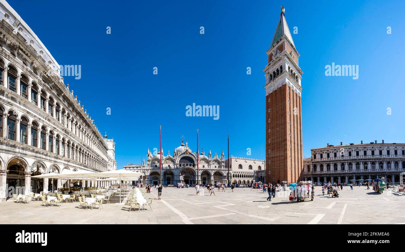 Piazza San Marco con Campanile, Campanile, Basilica di San Marco, San Marco, Venezia, Veneto, Italia Foto Stock