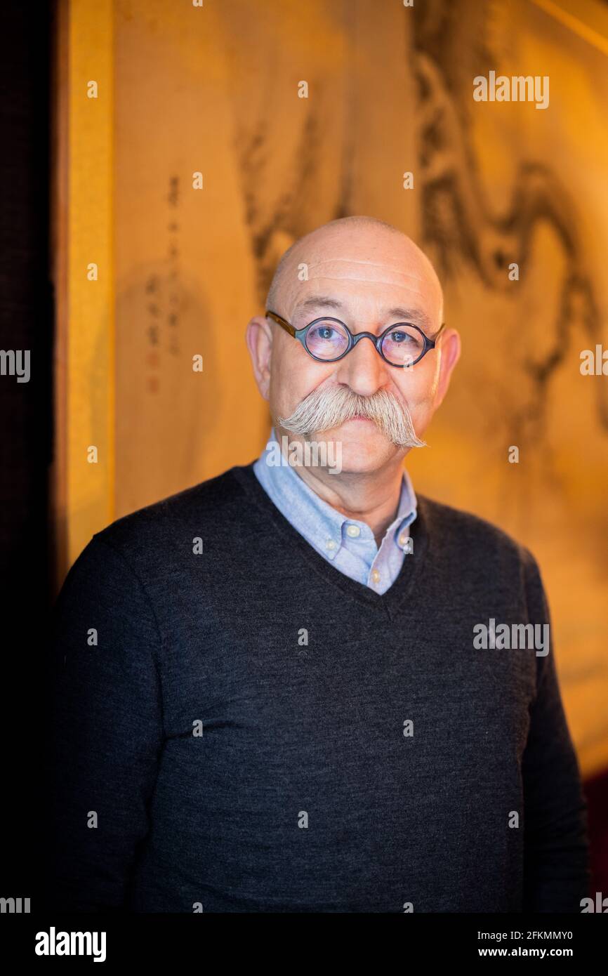 Colonia, Germania. 19 Apr 2021. Horst Lichter, chef e presentatore, registrato al Savoy Hotel. Ha scritto un nuovo libro intitolato 'Ich bin dann mal Still: Meine Suche nach der Ruhe in mir'. In esso, guarda anche indietro sulla sua carriera e la sua vita. Credit: Rolf Vennenbernd/dpa/Alamy Live News Foto Stock