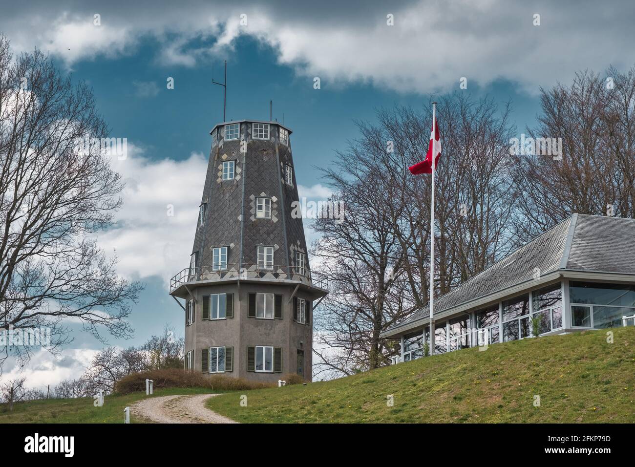 Torre nelle colline di Svanninge a Skovlyst vicino Faaborg, Danimarca Foto Stock