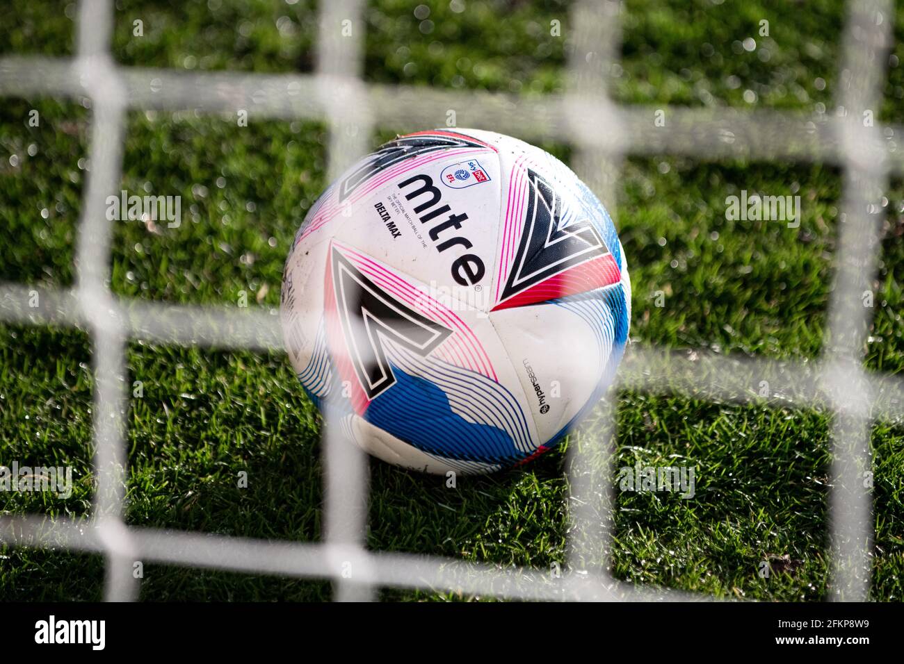 Delta tagli ad angolo. Pallone ufficiale della EFL Football League 2020/21. Foto Stock