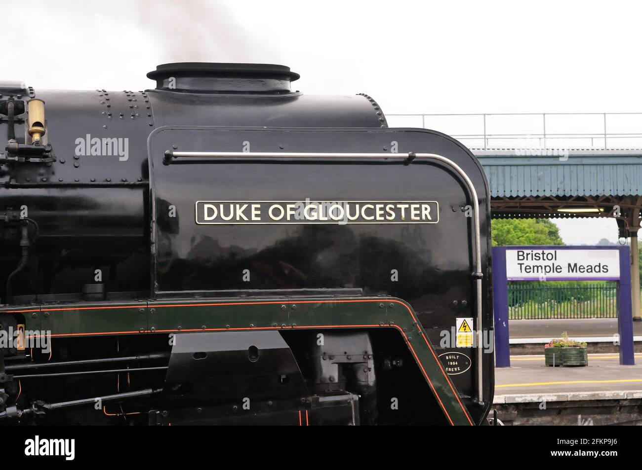 Unico BR Standard Class 8P Pacific No 71000 Duca di Gloucester in attesa alla stazione Bristol Temple Meads prima di trasportare il Torbay Express 18.07.2010. Foto Stock