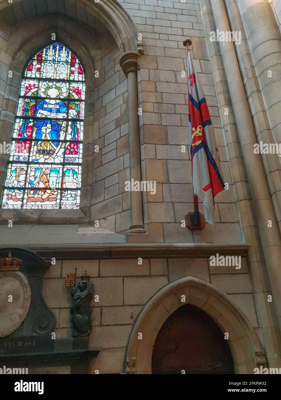 Il memoriale della Cattedrale di Truro agli 8 membri dell'equipaggio della Penlee Lifeboat 'Solomon Browne' perse il 19 dicembre 1981 Foto Stock