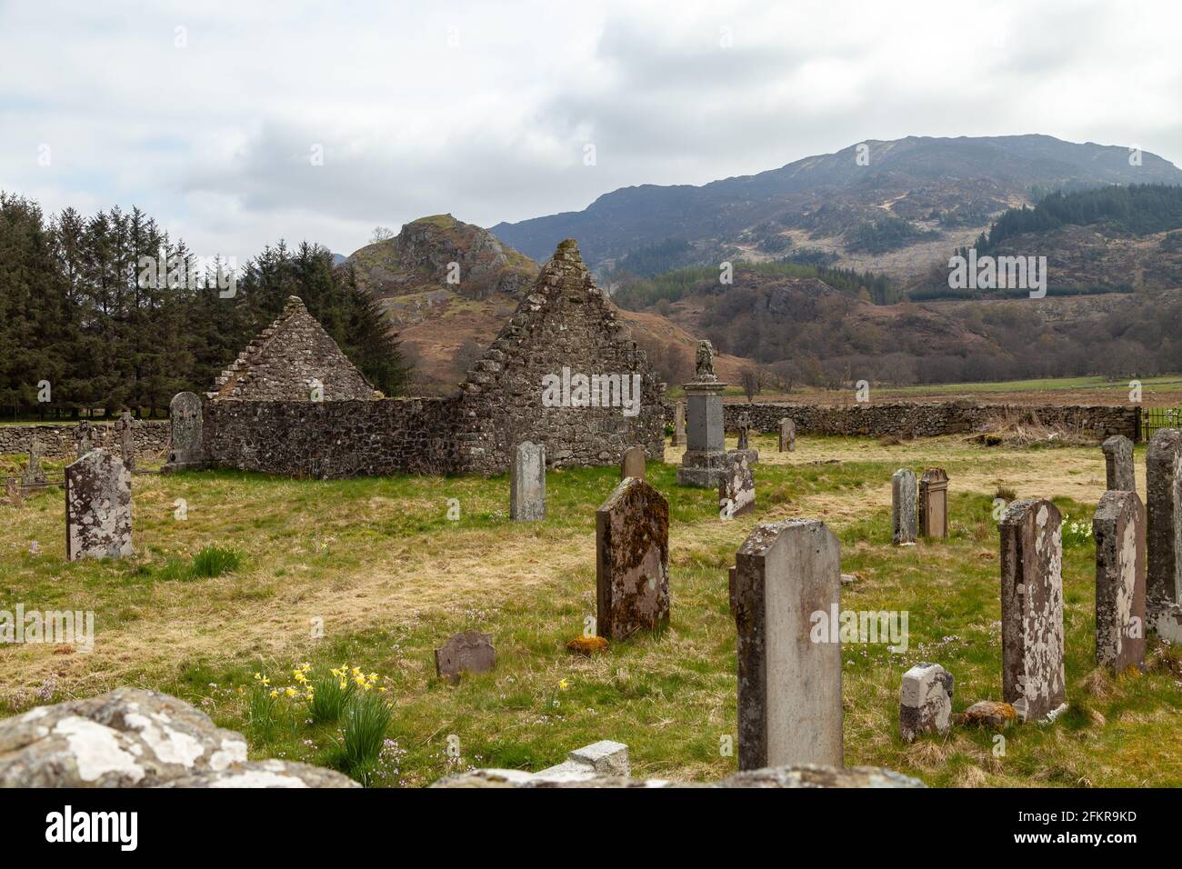 Le rovine della cappella di St Fillan vicino a St Fillans, Perthshire, Scozia Foto Stock