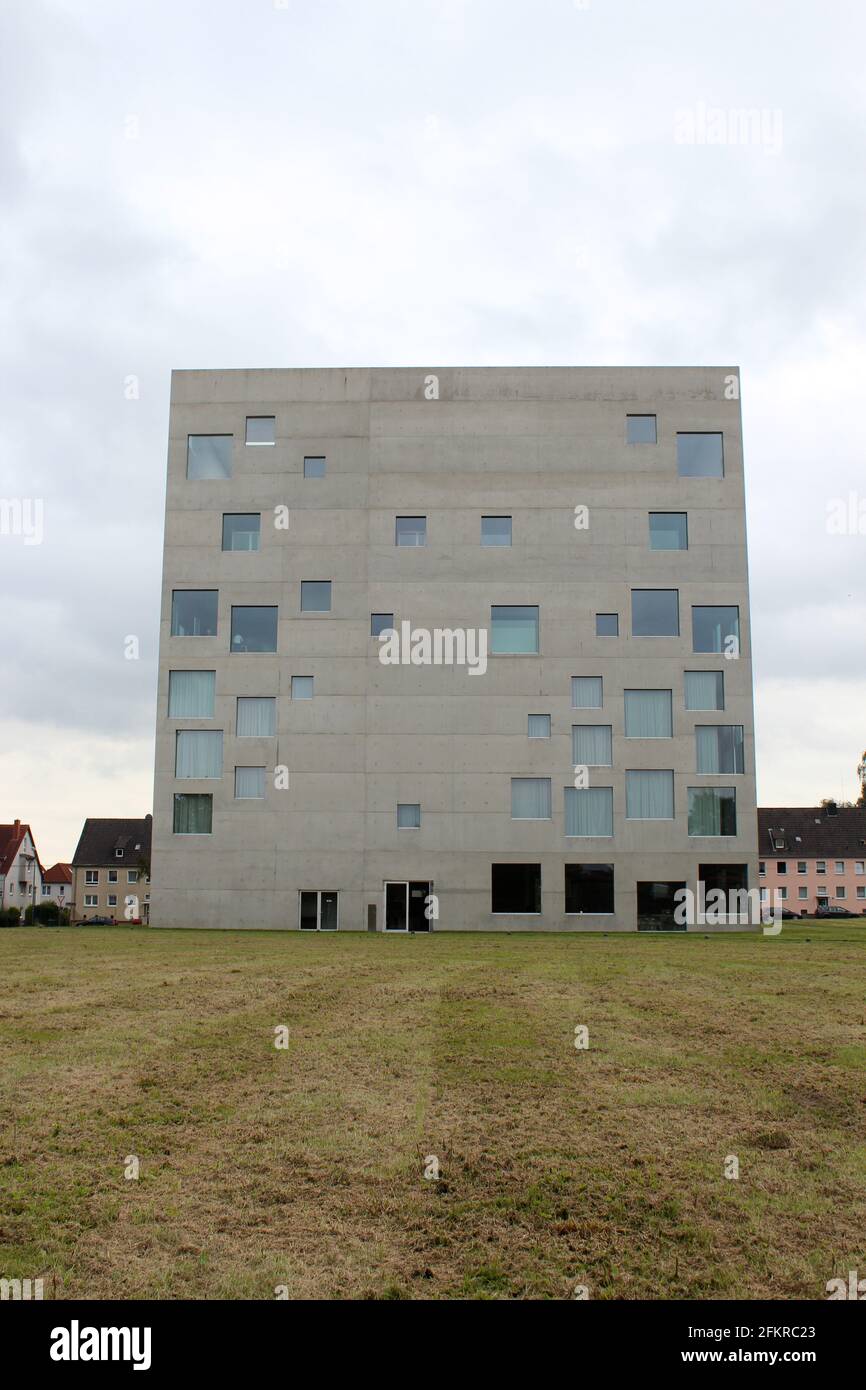 Zollverein Scuola di Gestione e Design di SANAA a Essen, Germania. Edificio a cubo Foto Stock