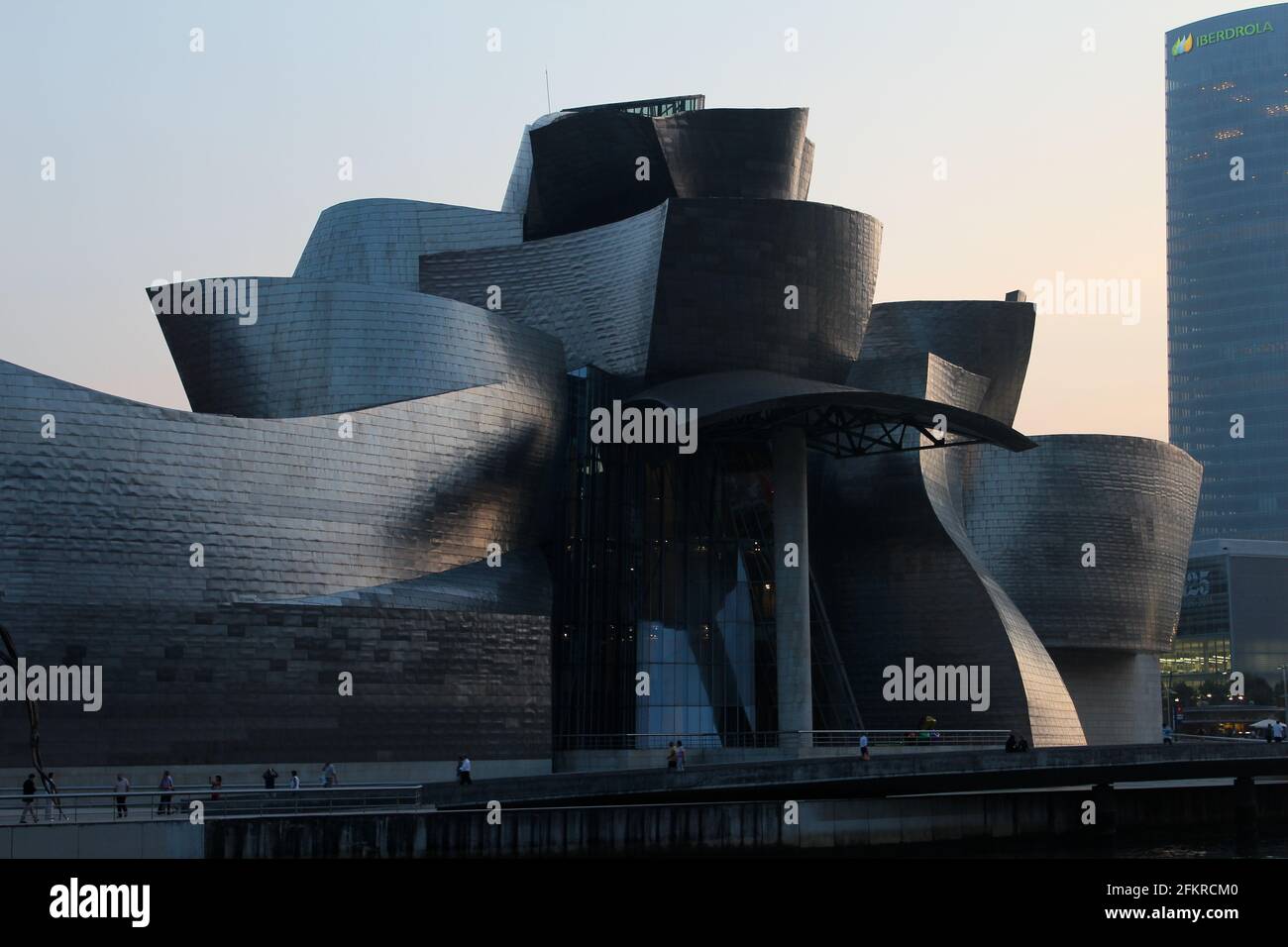 Museo Guggenheim di Bilbao, Spagna di Frank Gehry Foto Stock