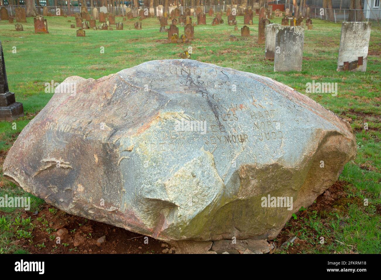 Memorial Rock, Christian Lane Cemetery, Berlino, Connecticut Foto Stock