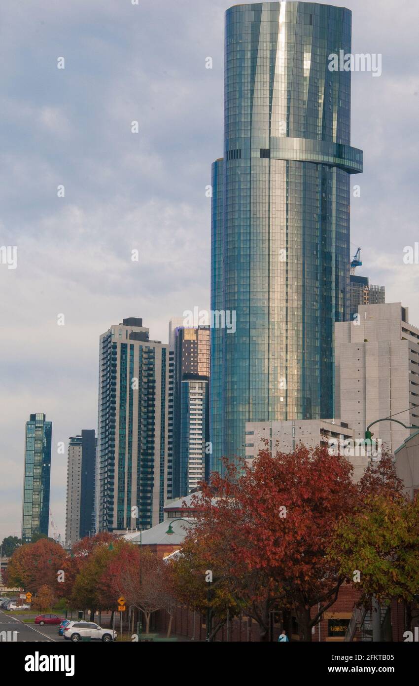 Alti grattacieli aziendali e residenziali, Southbank, Melbourne Foto Stock