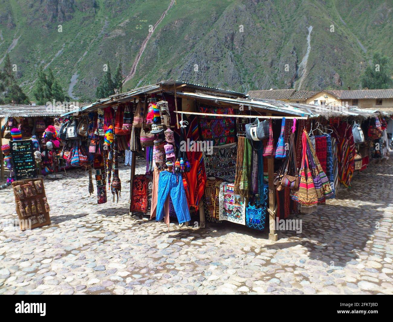 Peru traditional clothing machu picchu immagini e fotografie stock ad alta  risoluzione - Alamy