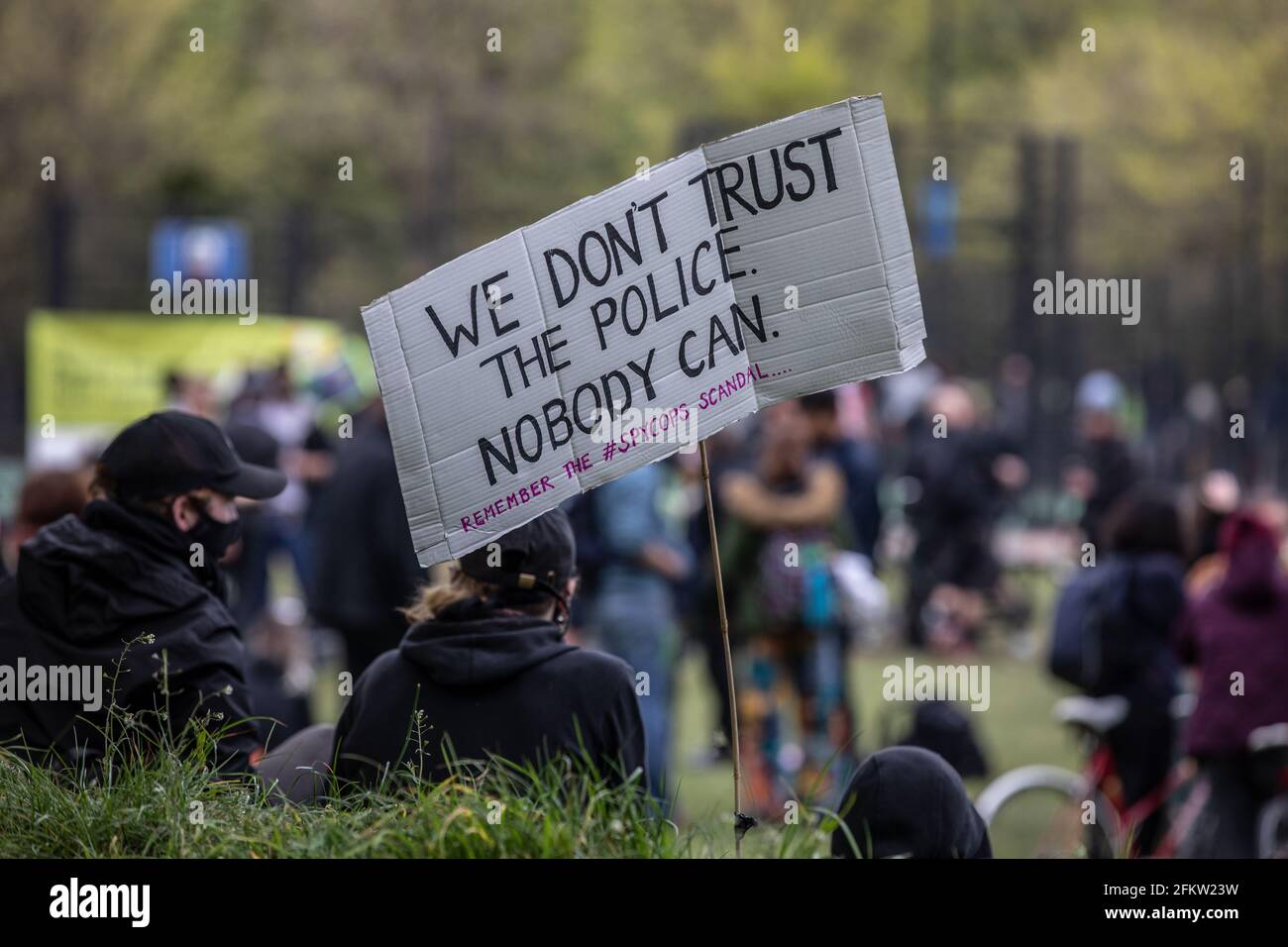 Migliaia di manifestanti hanno marciato nel centro di Londra contro la nuova legge di polizia, criminalità, condanna e tribunali, Londra, Inghilterra, Regno Unito Foto Stock