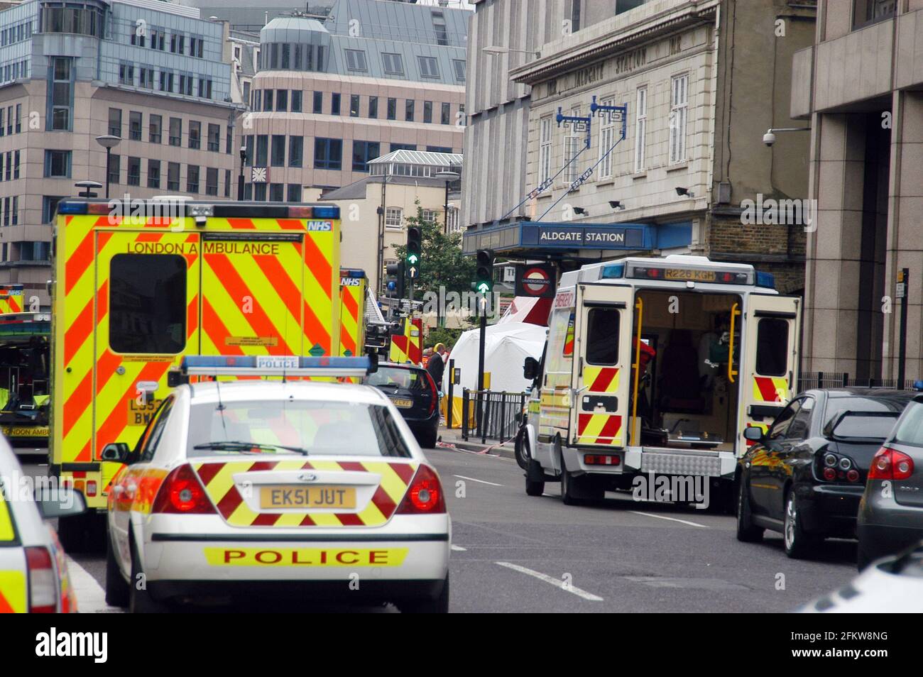 Incidente alla stazione di Aldgate East. 7/7/05 Foto di Gavin Rodgers/Pixel8000 Foto Stock