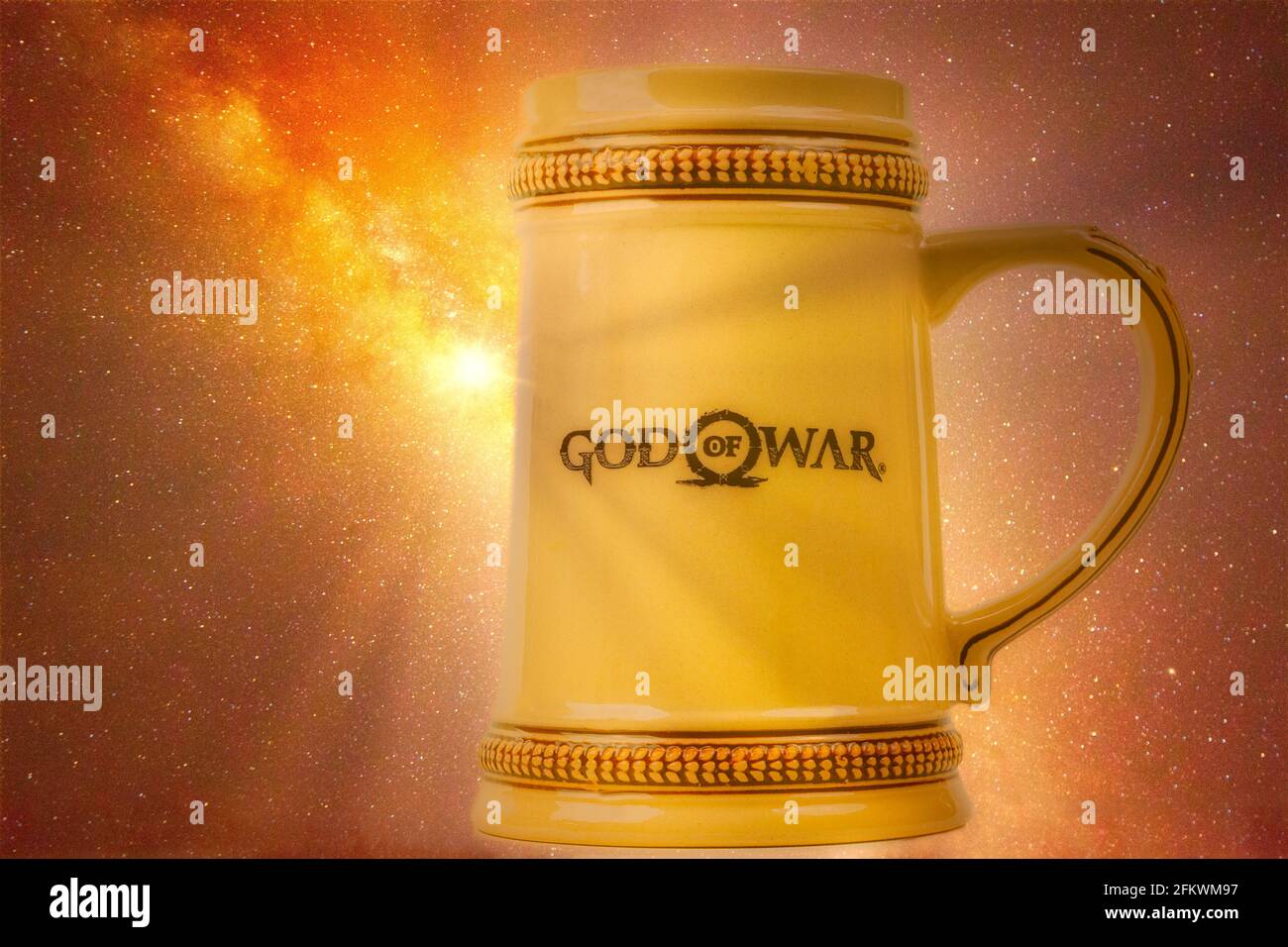 God of War Mug, pubblicato da Santa Monica come souvenir da collezione Foto Stock