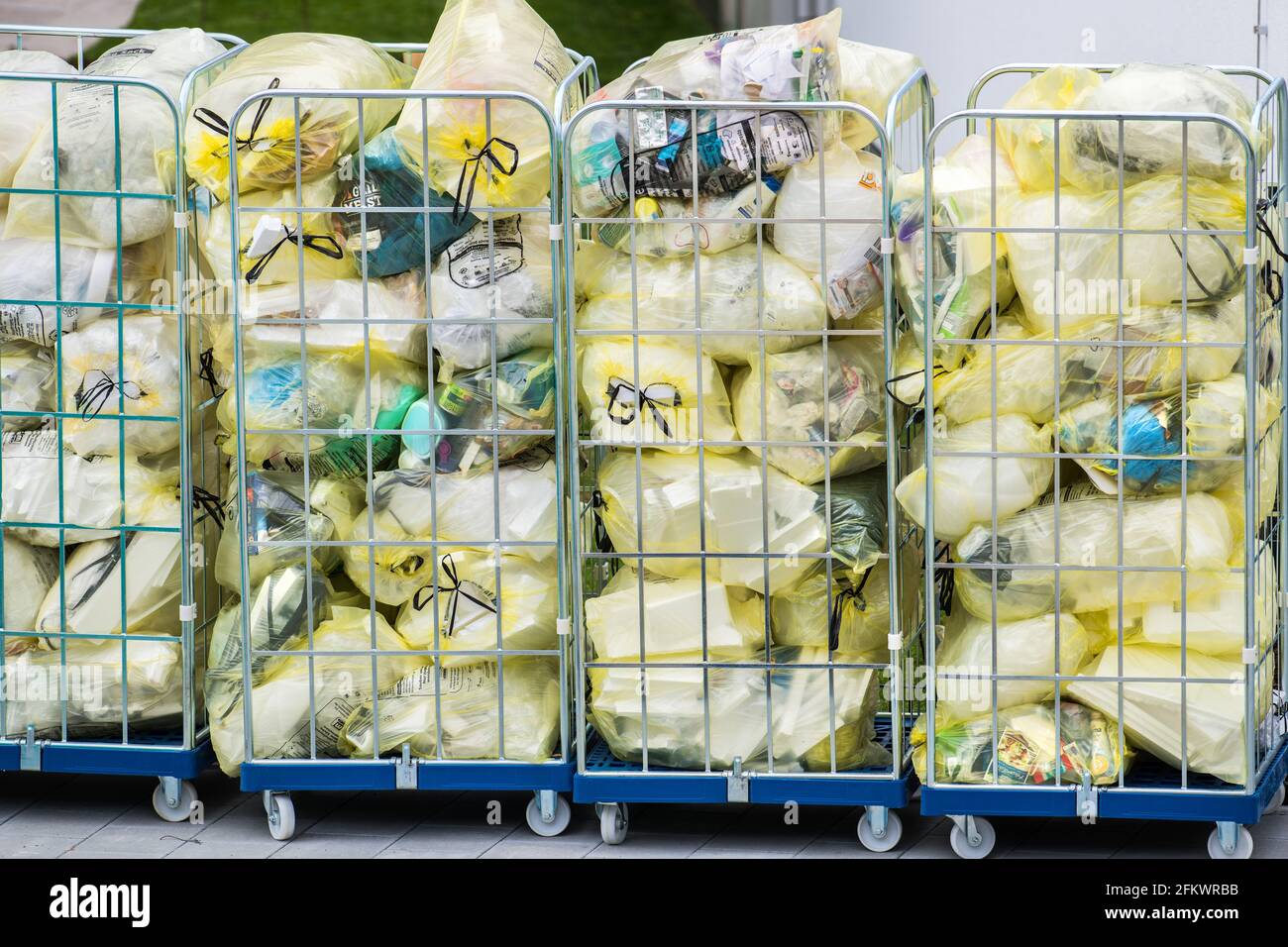 Der Grüne Punkt riciclaggio plastica in Germania, rifiuti rifiuti rifiuti rifiuti Foto Stock