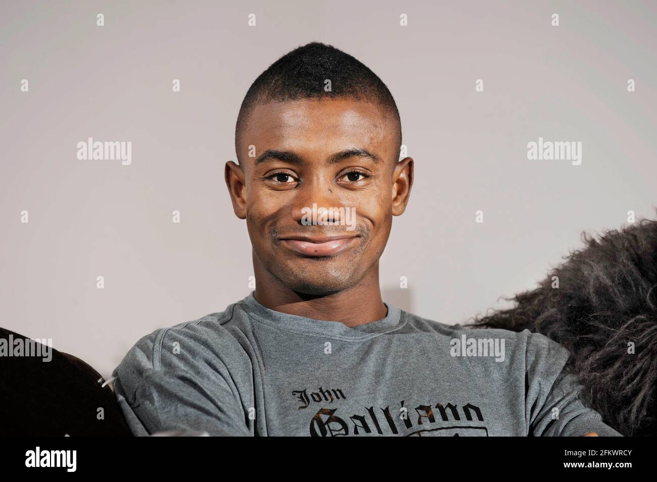 SALOMON KALOU DI CHELSEA A CASA A OXSHOTT. 18/2/10. IMMAGINE DAVID ASHDOWN Foto Stock