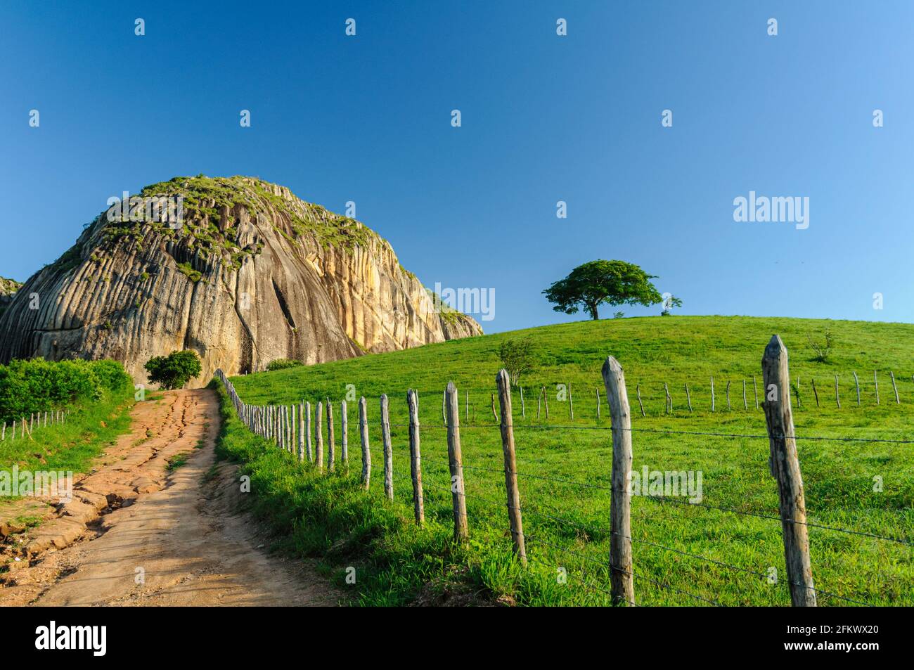 Mouth Stone state Park, Araruna, Paraiba, Brasile il 13 giugno 2009. Riserva ecologica ed ecologica di grande importanza geologica e turistica nel Foto Stock