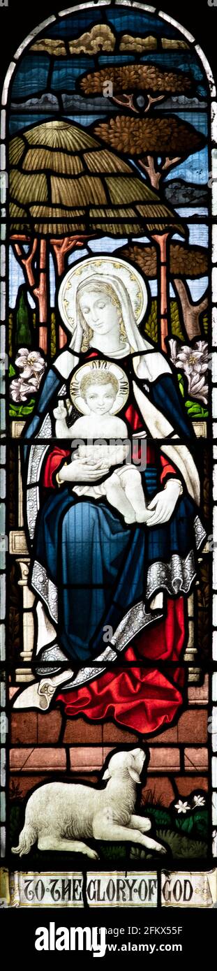 Heaton, maggiordomo e Bayne's 19 ° secolo raffigurante l'amore di Maria per suo figlio Gesù, All Saints Church, Moor Monkton, North Yorkshire, Regno Unito Foto Stock