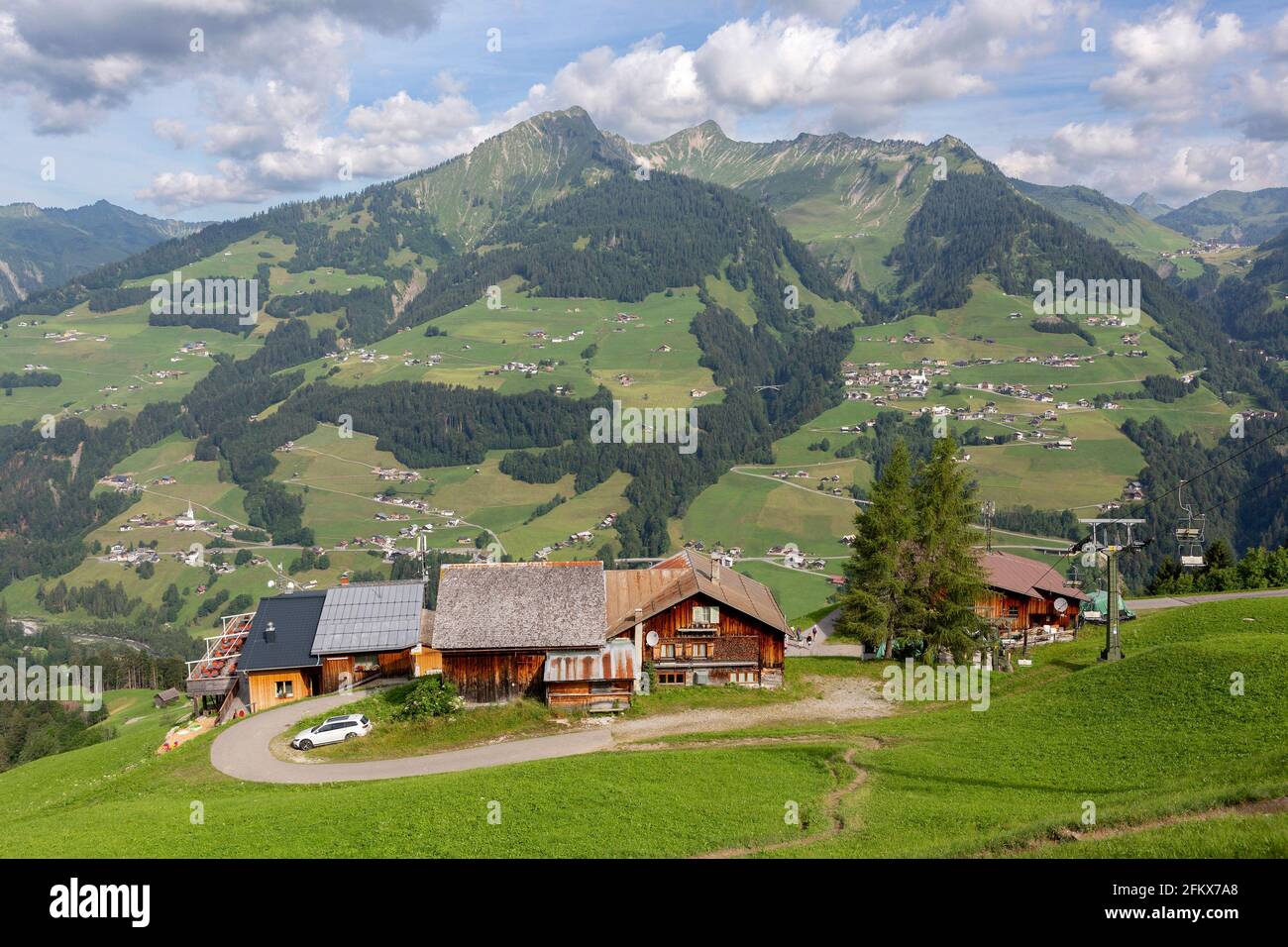 Domenica, insediamenti sparsi, Großes Walsertal a Vorarlberg, Austria Foto Stock